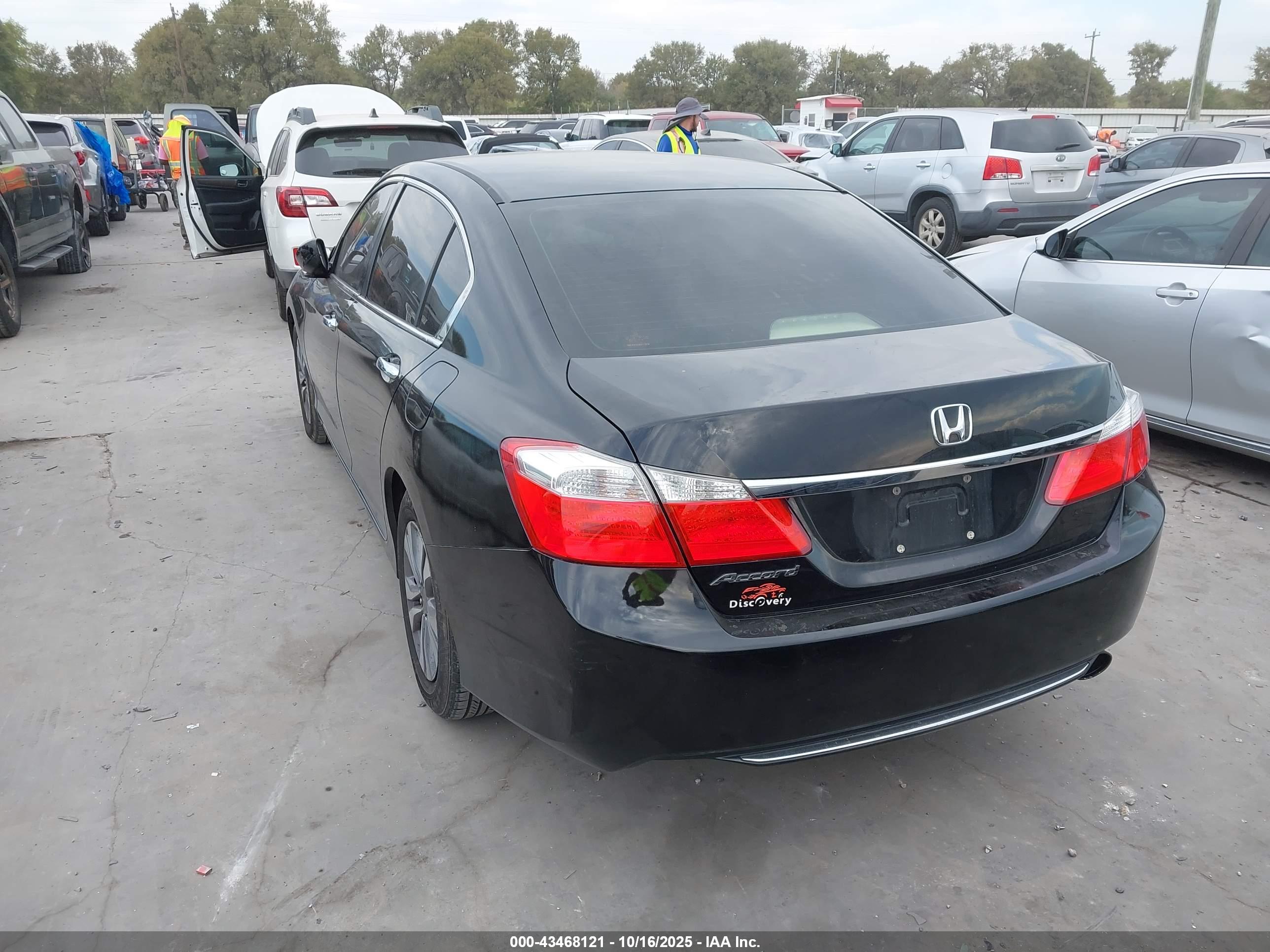 HONDA ACCORD image 3