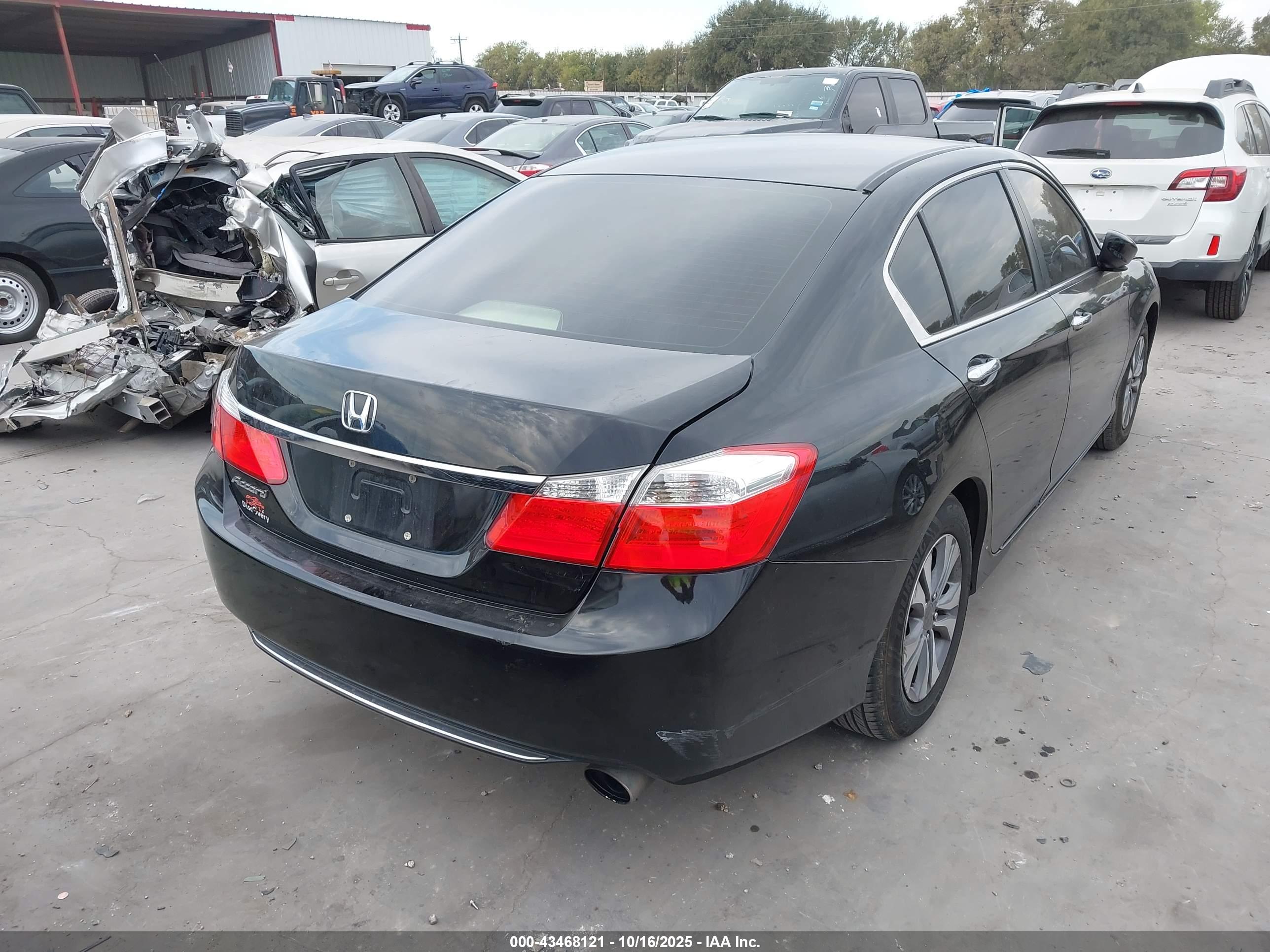 HONDA ACCORD image 4