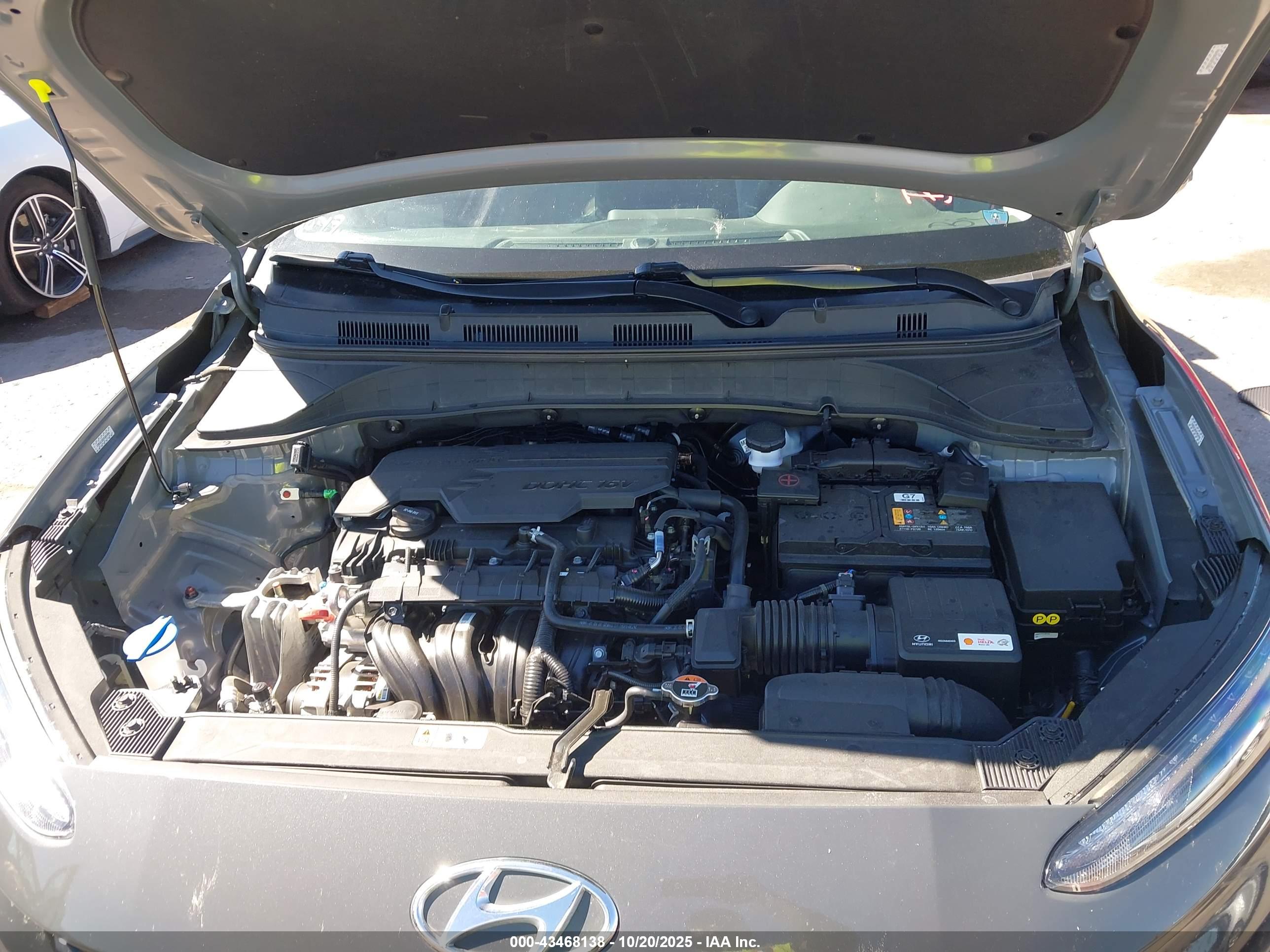 HYUNDAI KONA image 10