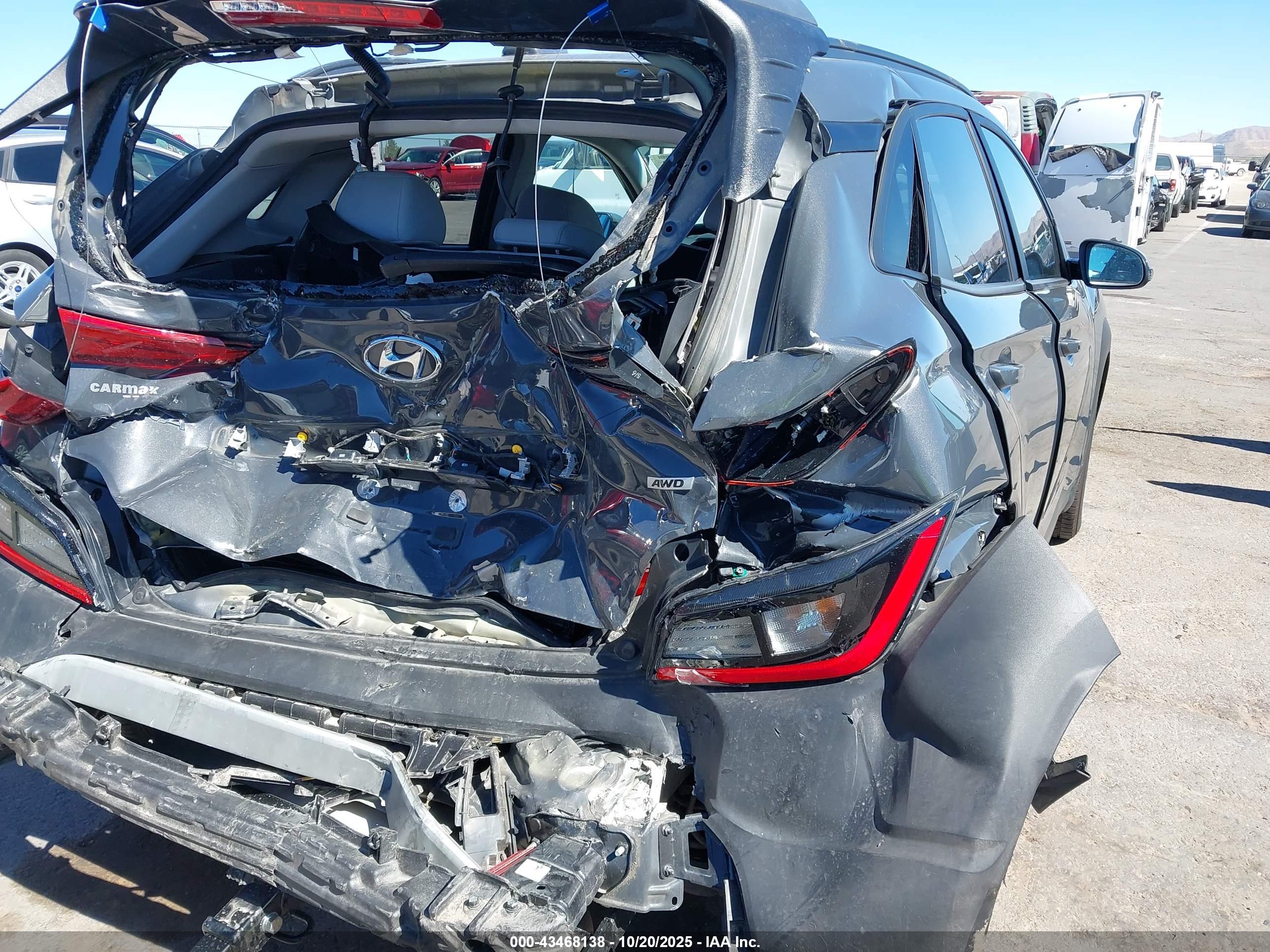 HYUNDAI KONA image 6