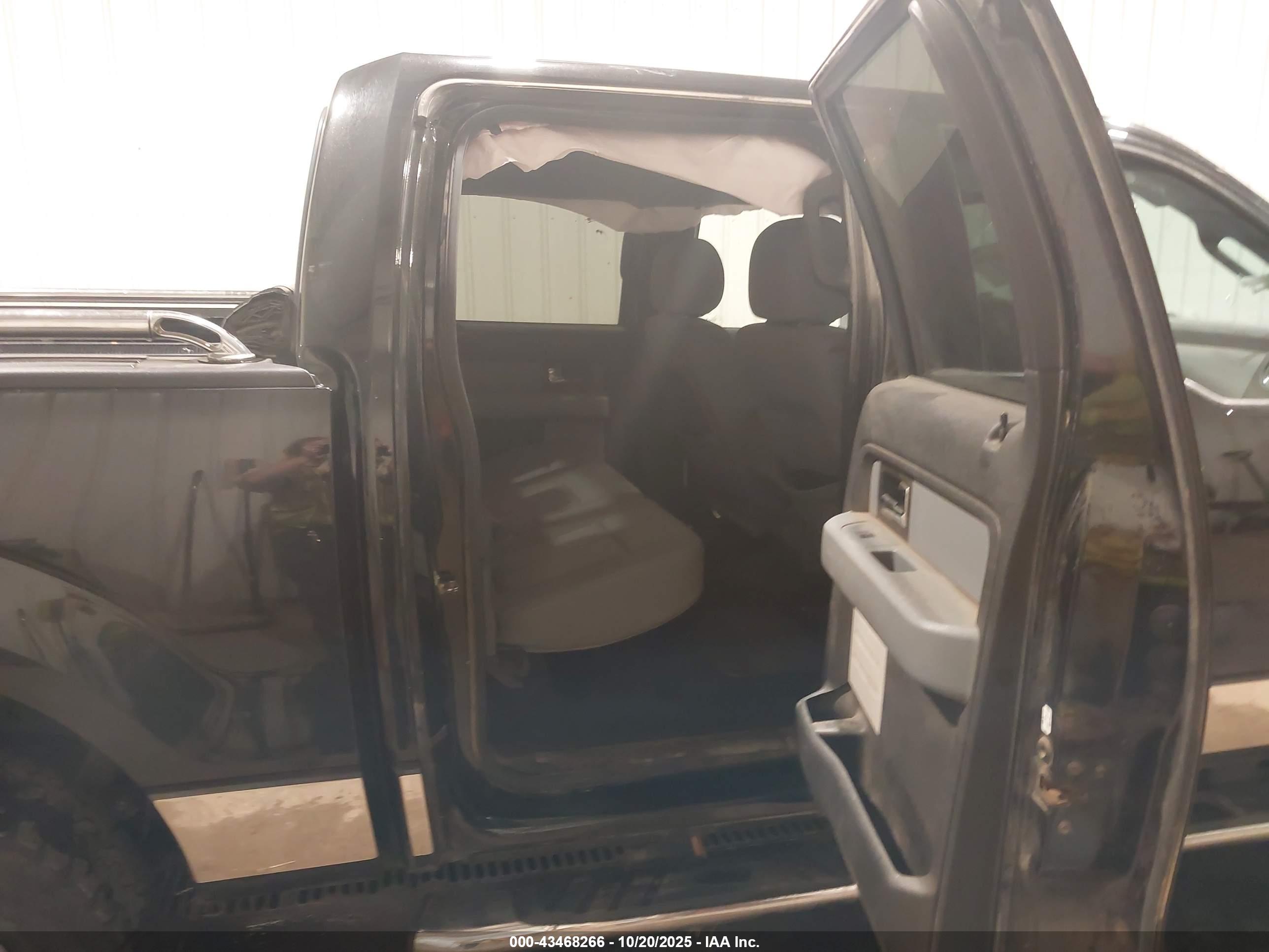 FORD F-150 image 8