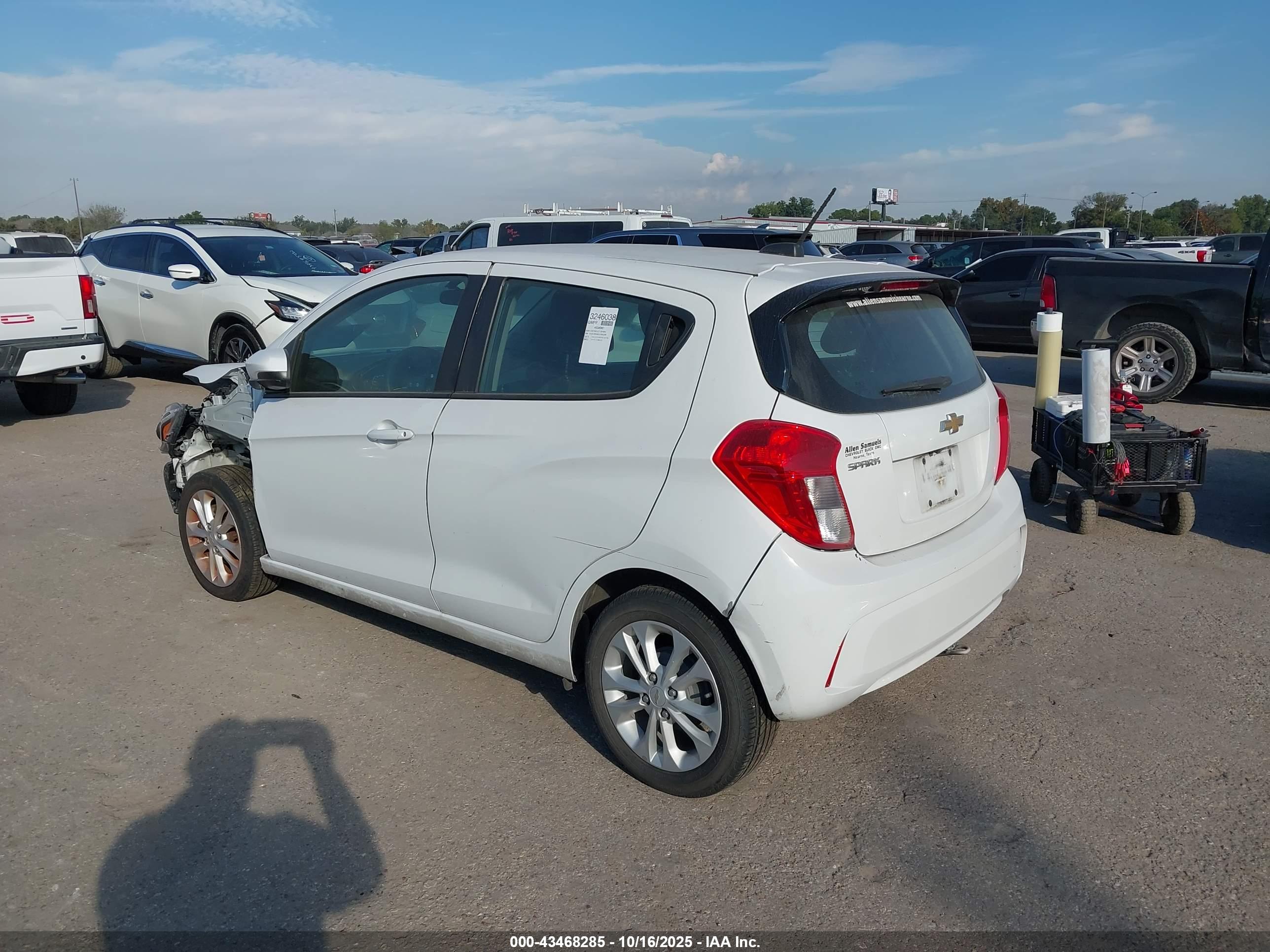 CHEVROLET SPARK image 3
