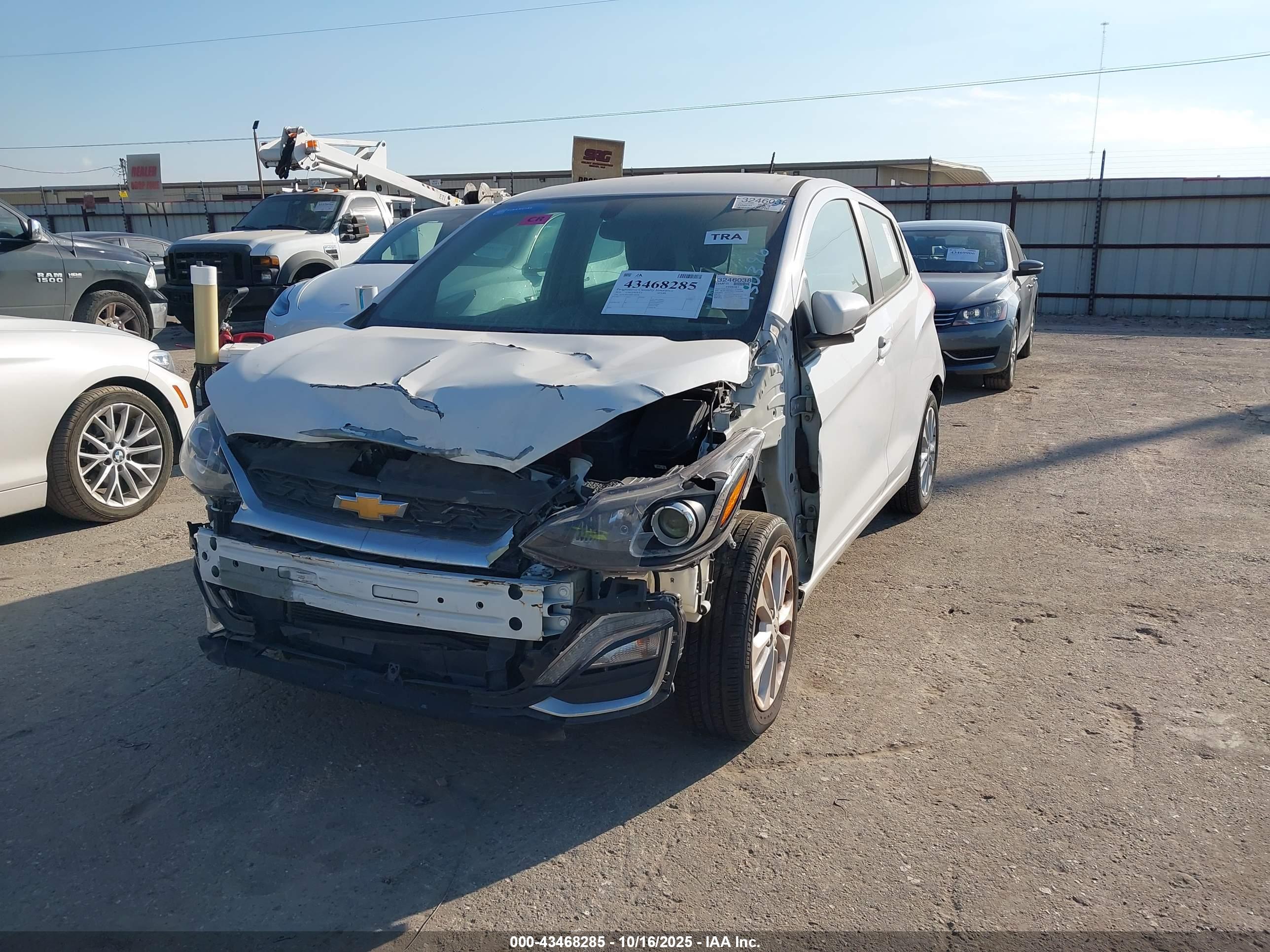 CHEVROLET SPARK image 6