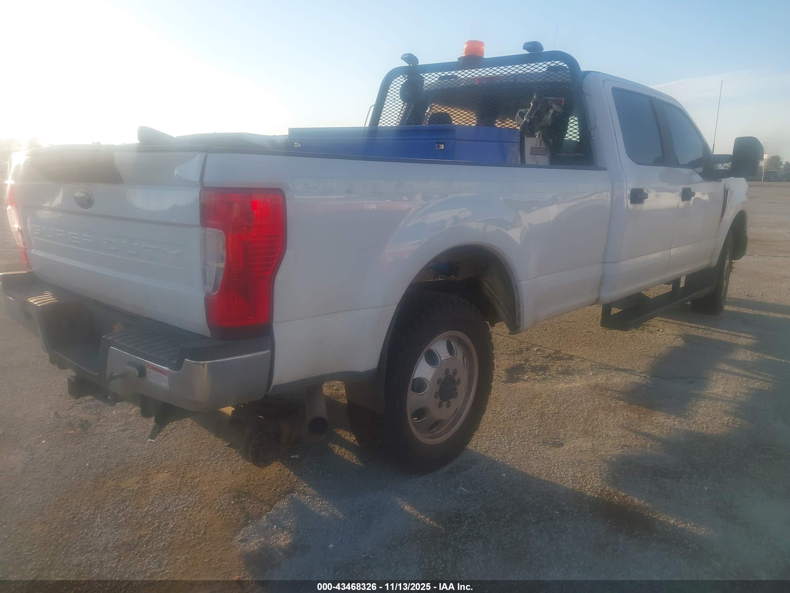 FORD F-350 image 4