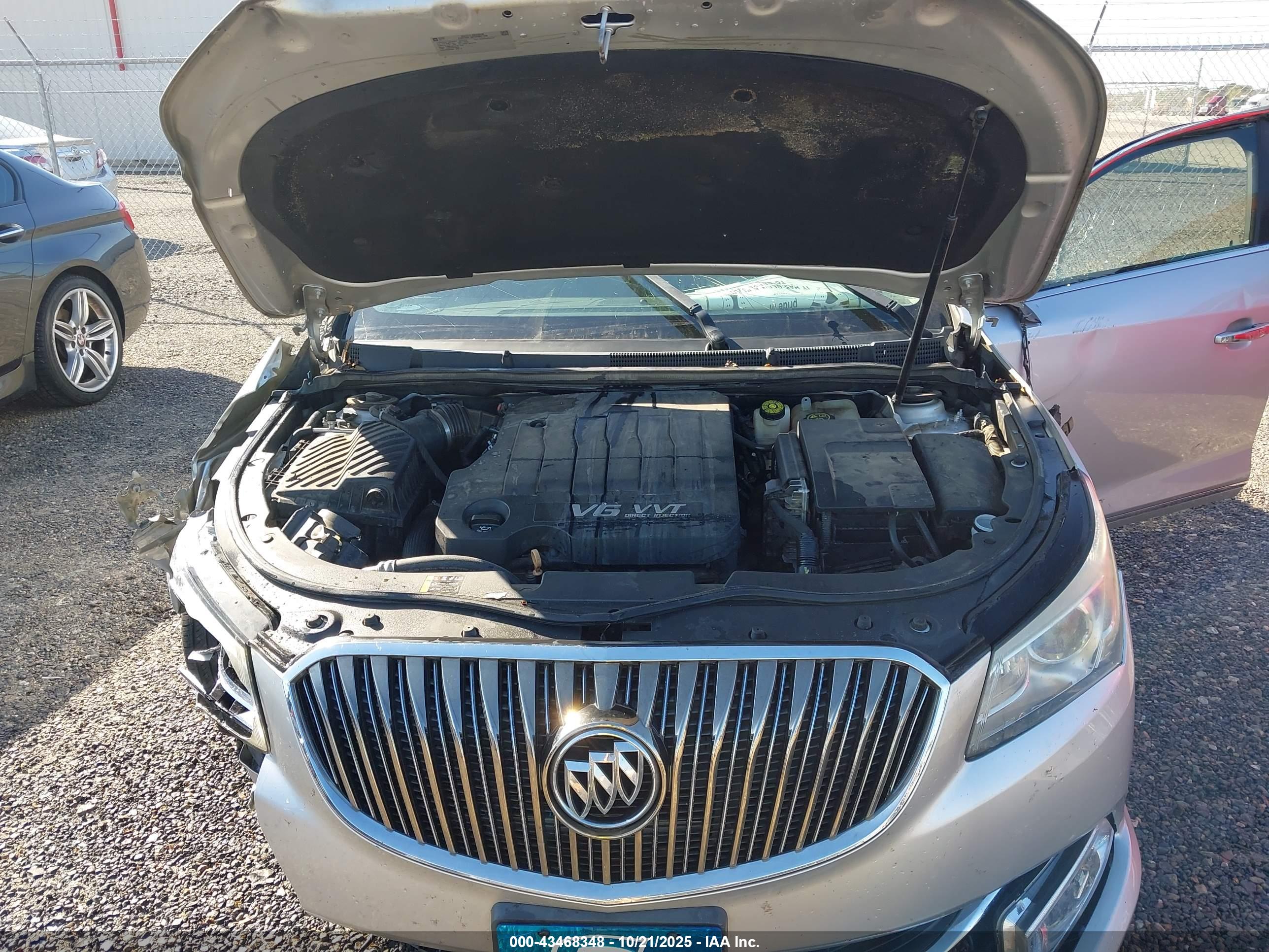 BUICK LACROSSE image 10