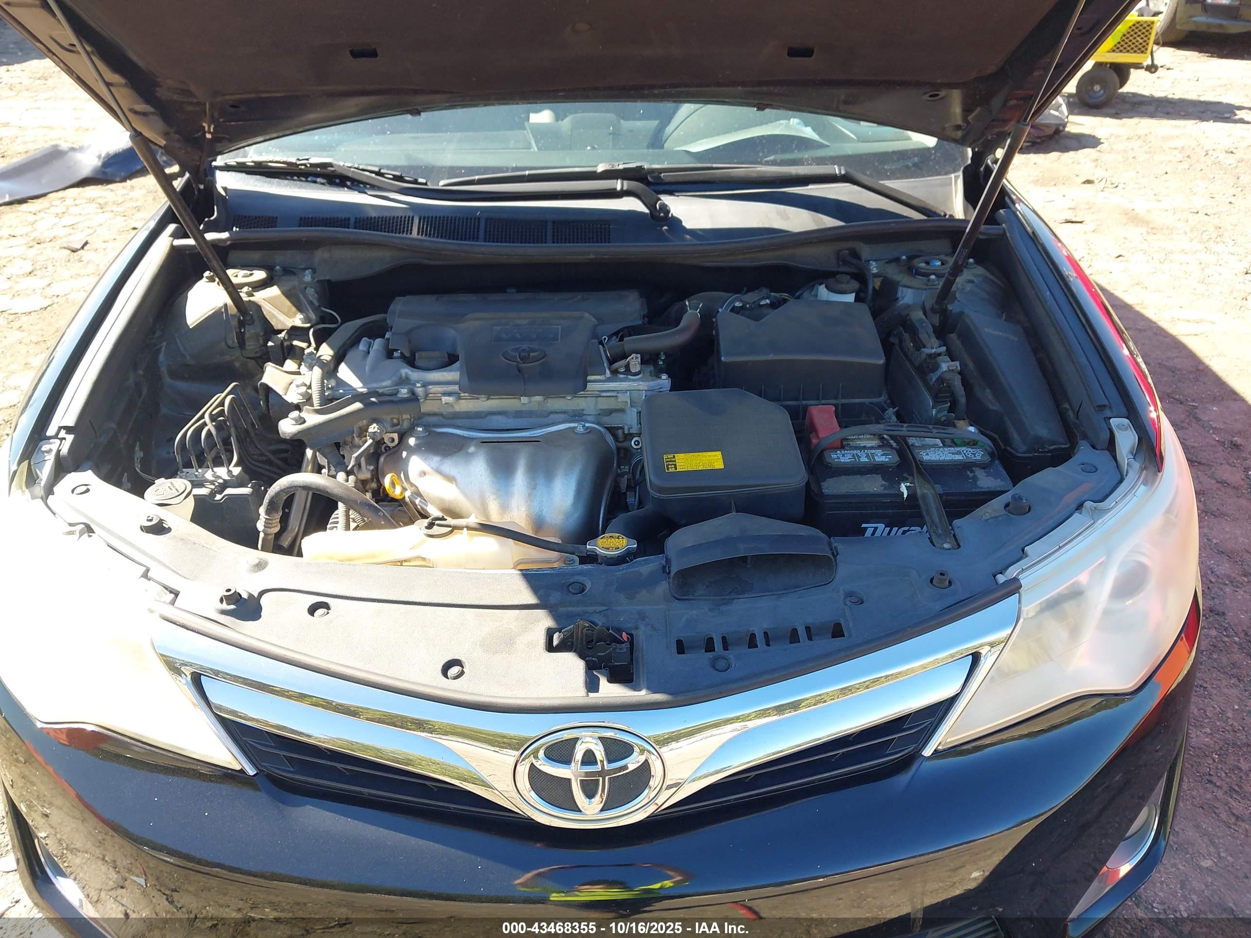 TOYOTA CAMRY image 10