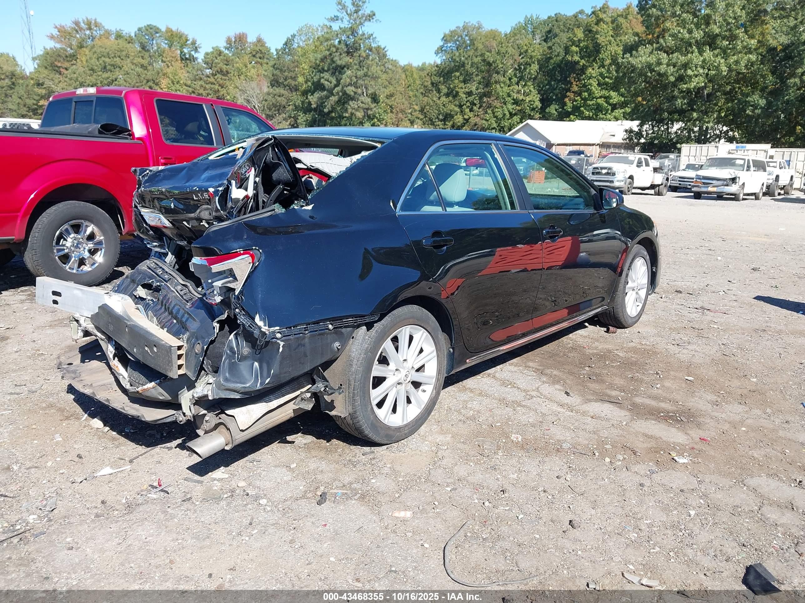 TOYOTA CAMRY image 4