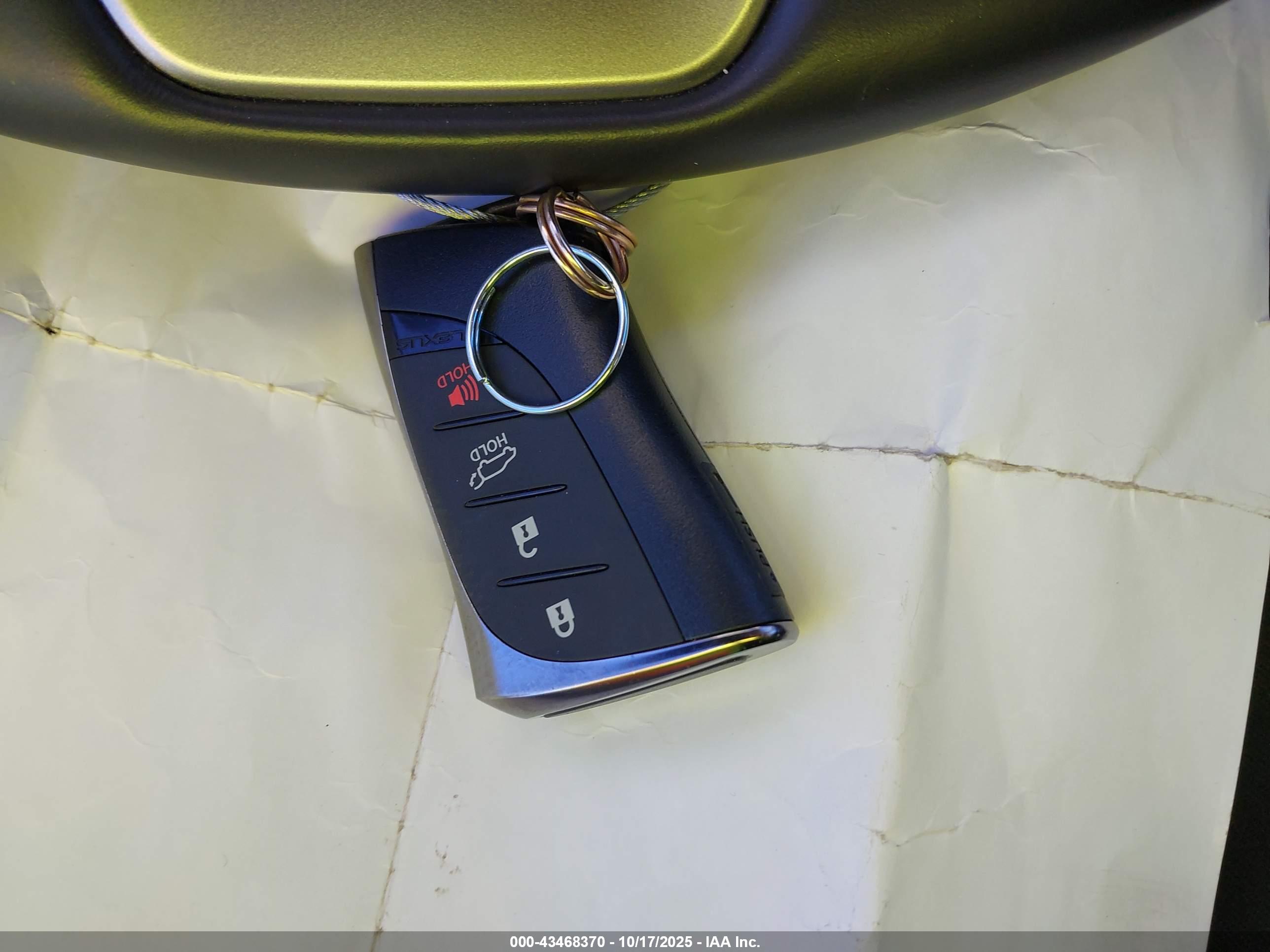 LEXUS NX image 11