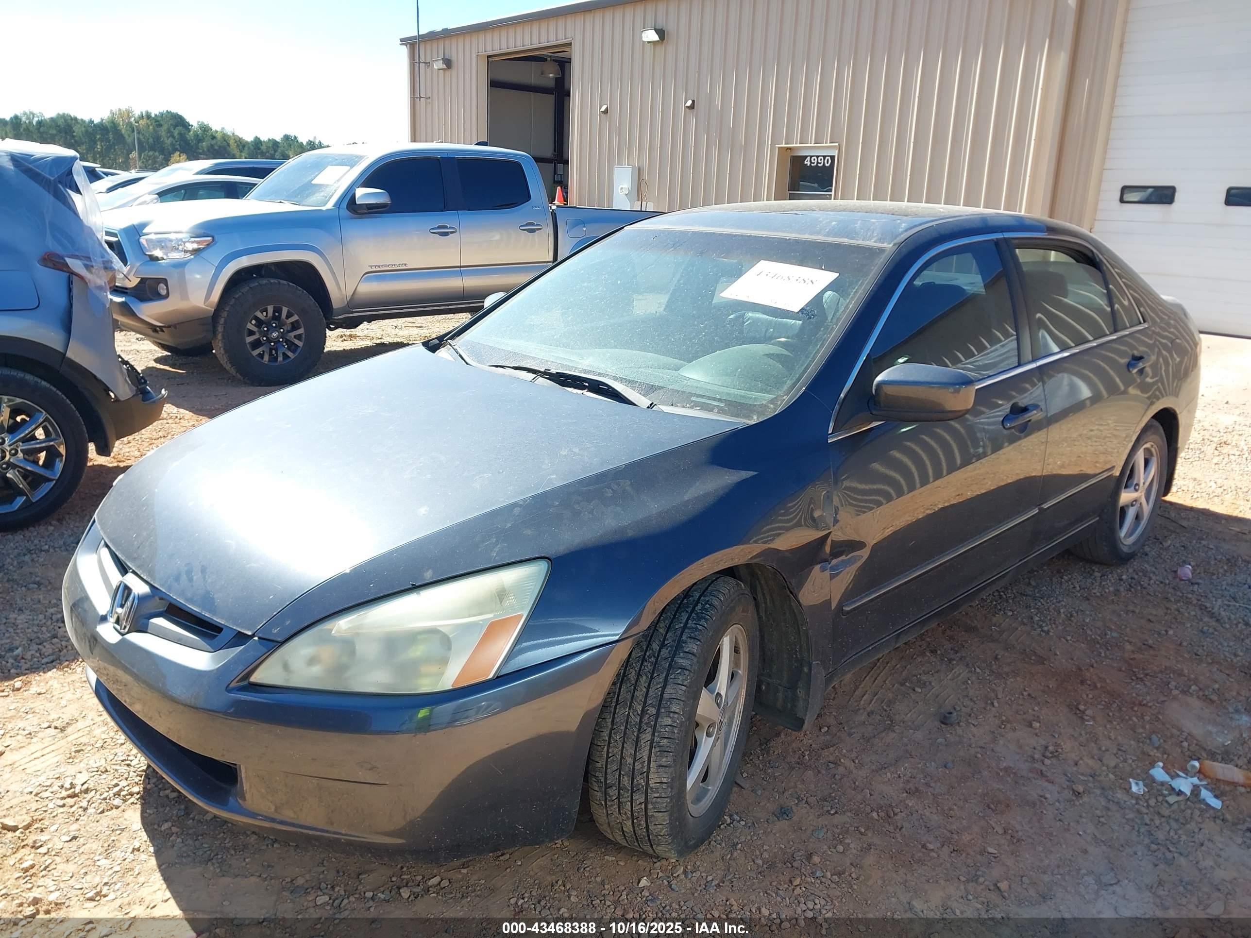 HONDA ACCORD image 2