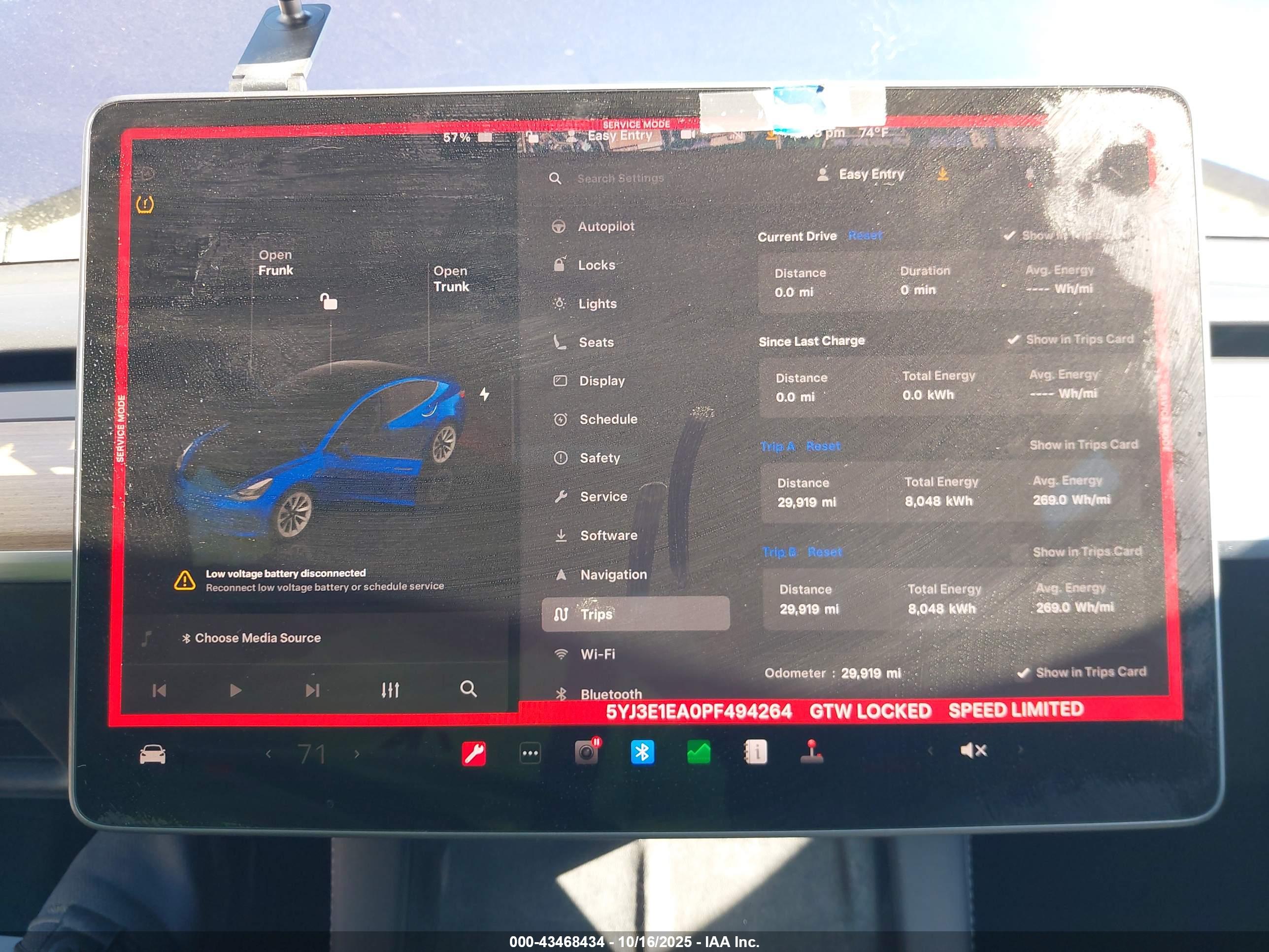 TESLA MODEL image 7