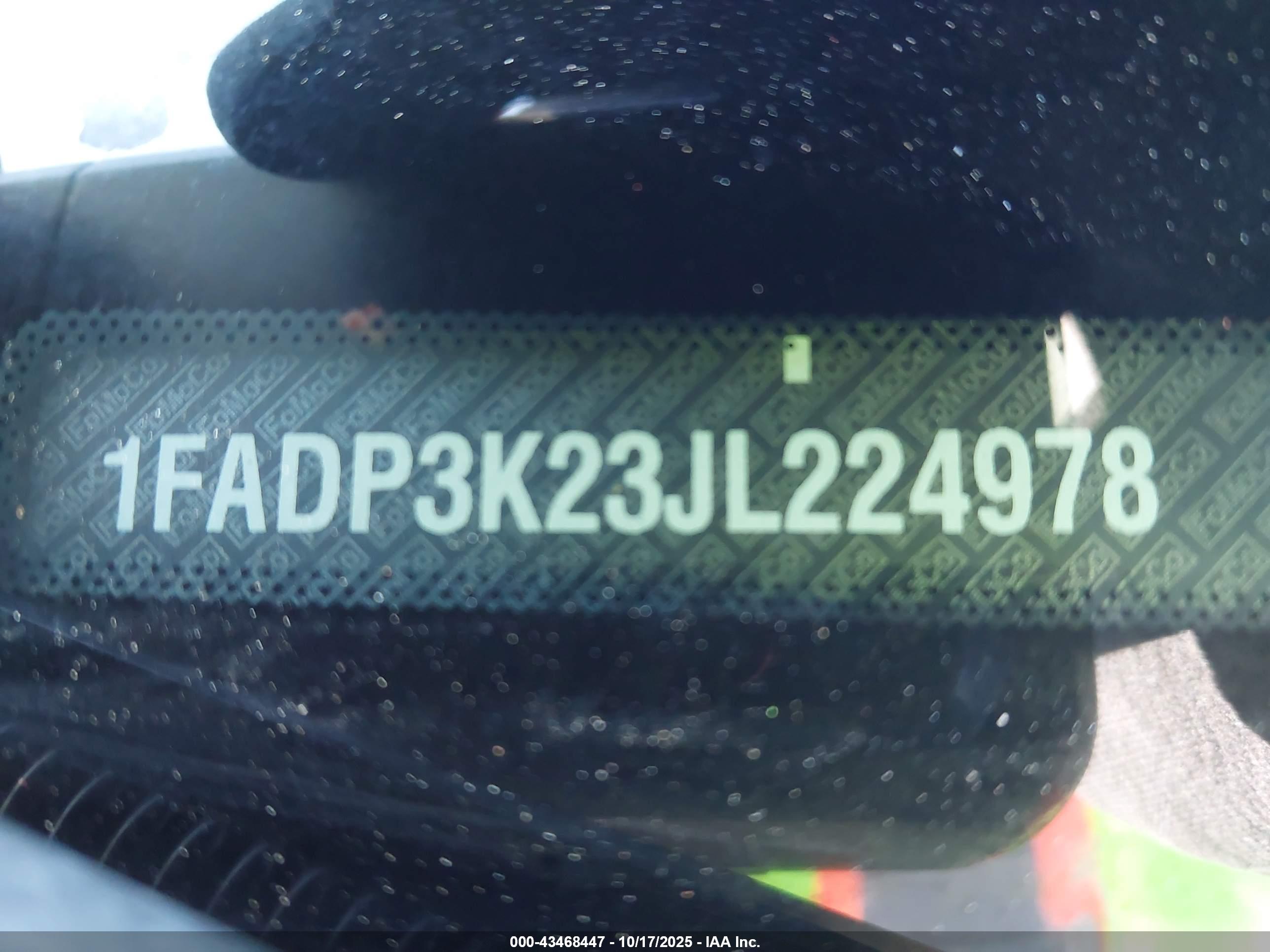 FORD FOCUS image 9