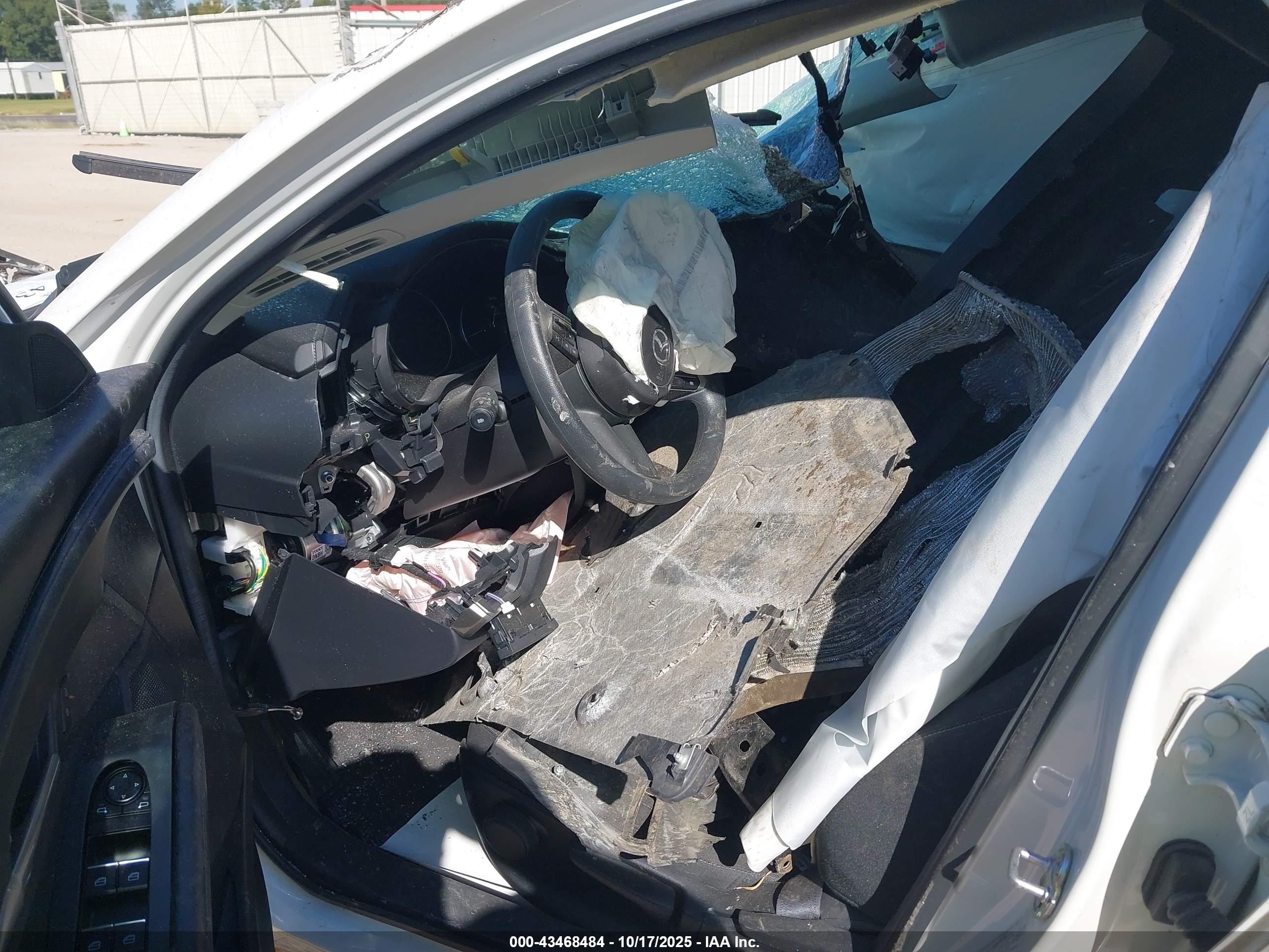 MAZDA CX-30 image 5