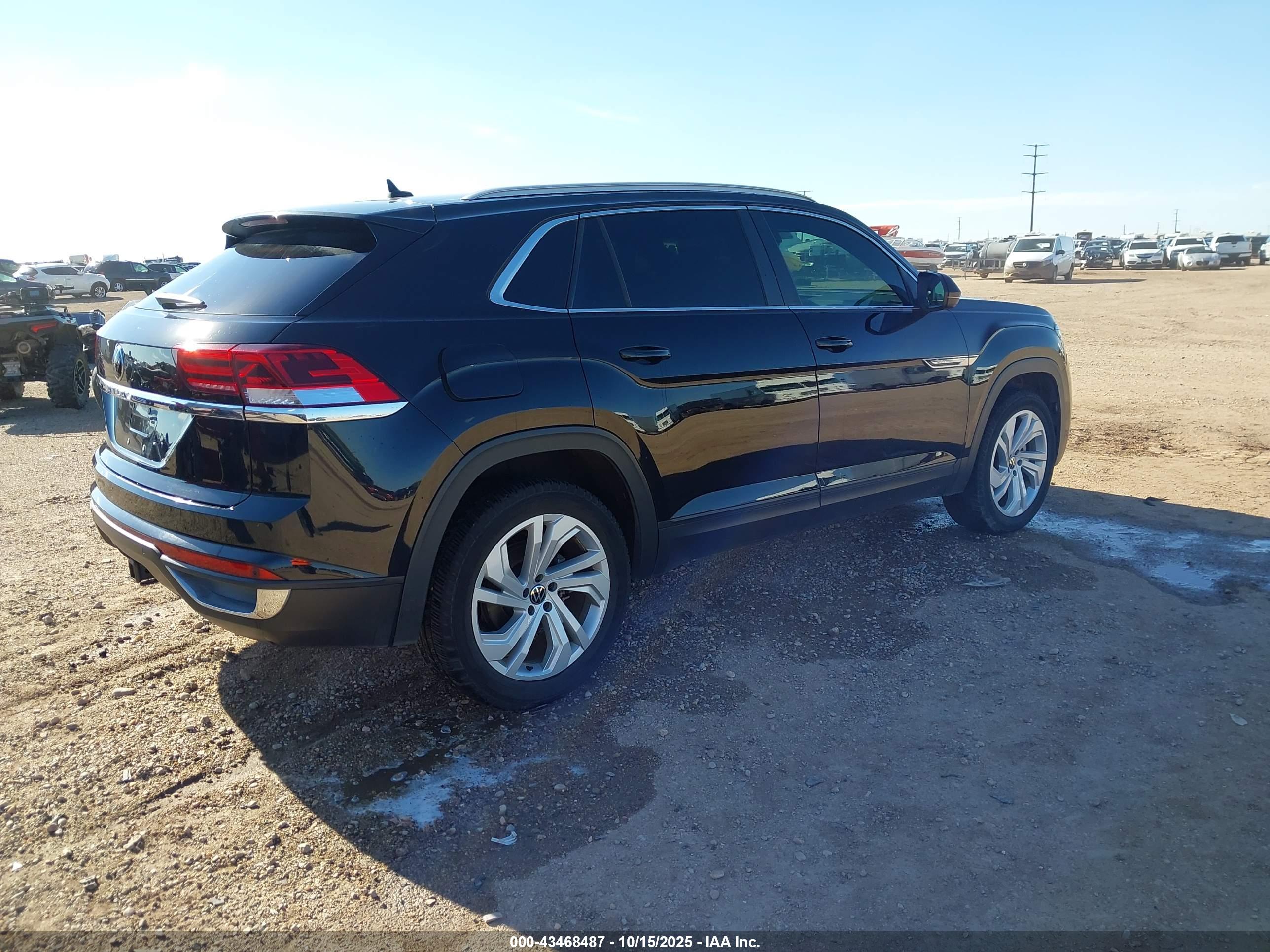 VOLKSWAGEN ATLAS image 4