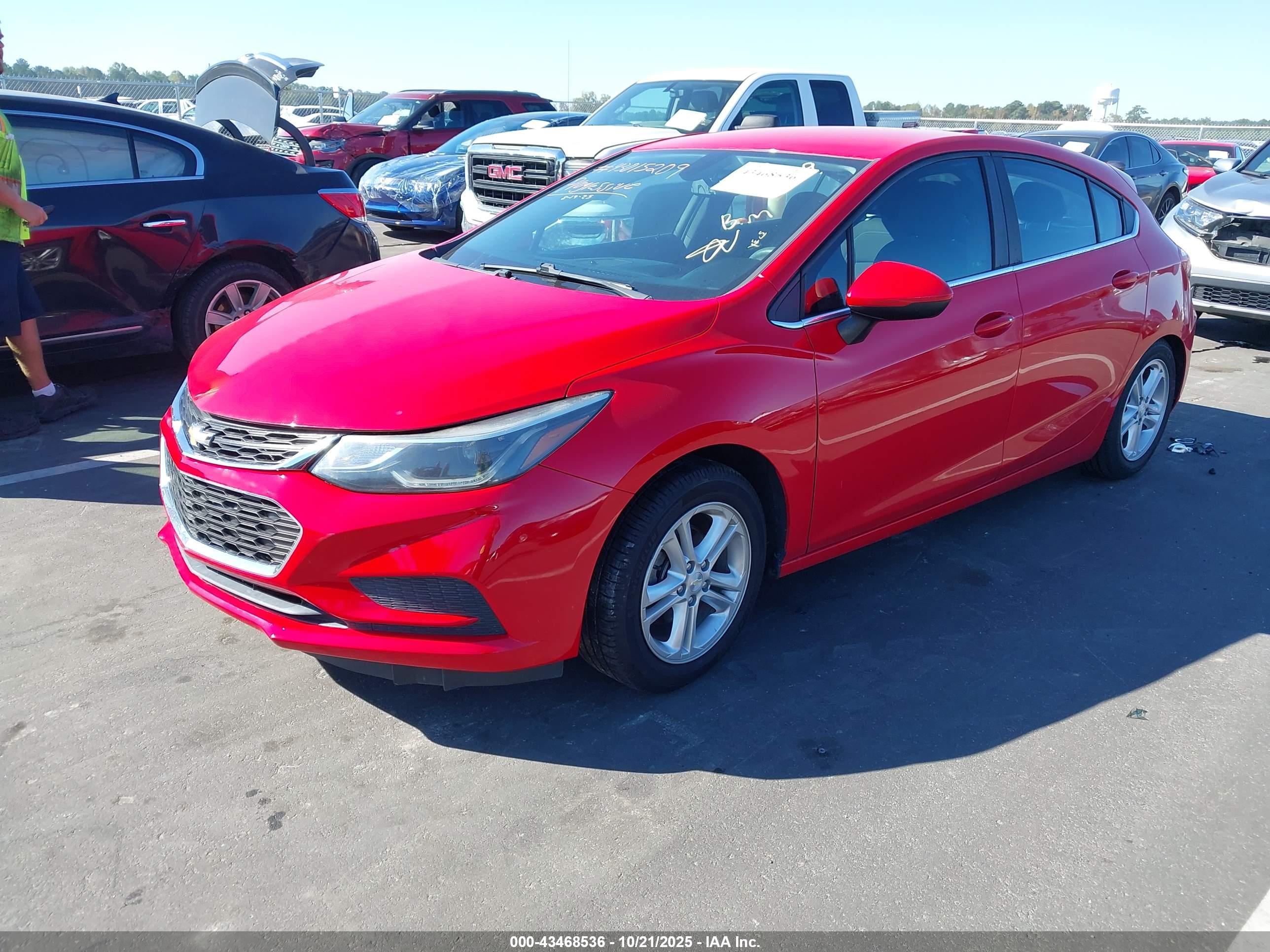 CHEVROLET CRUZE image 2