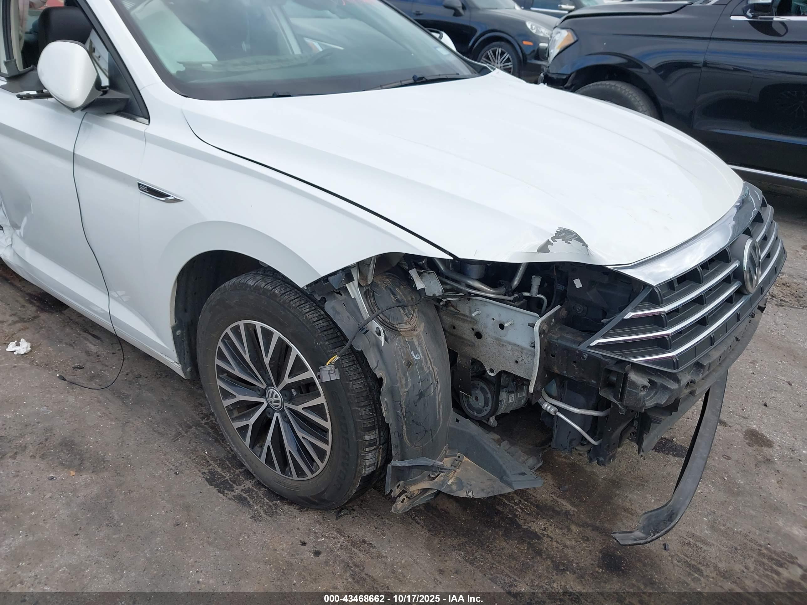 VOLKSWAGEN JETTA image 6