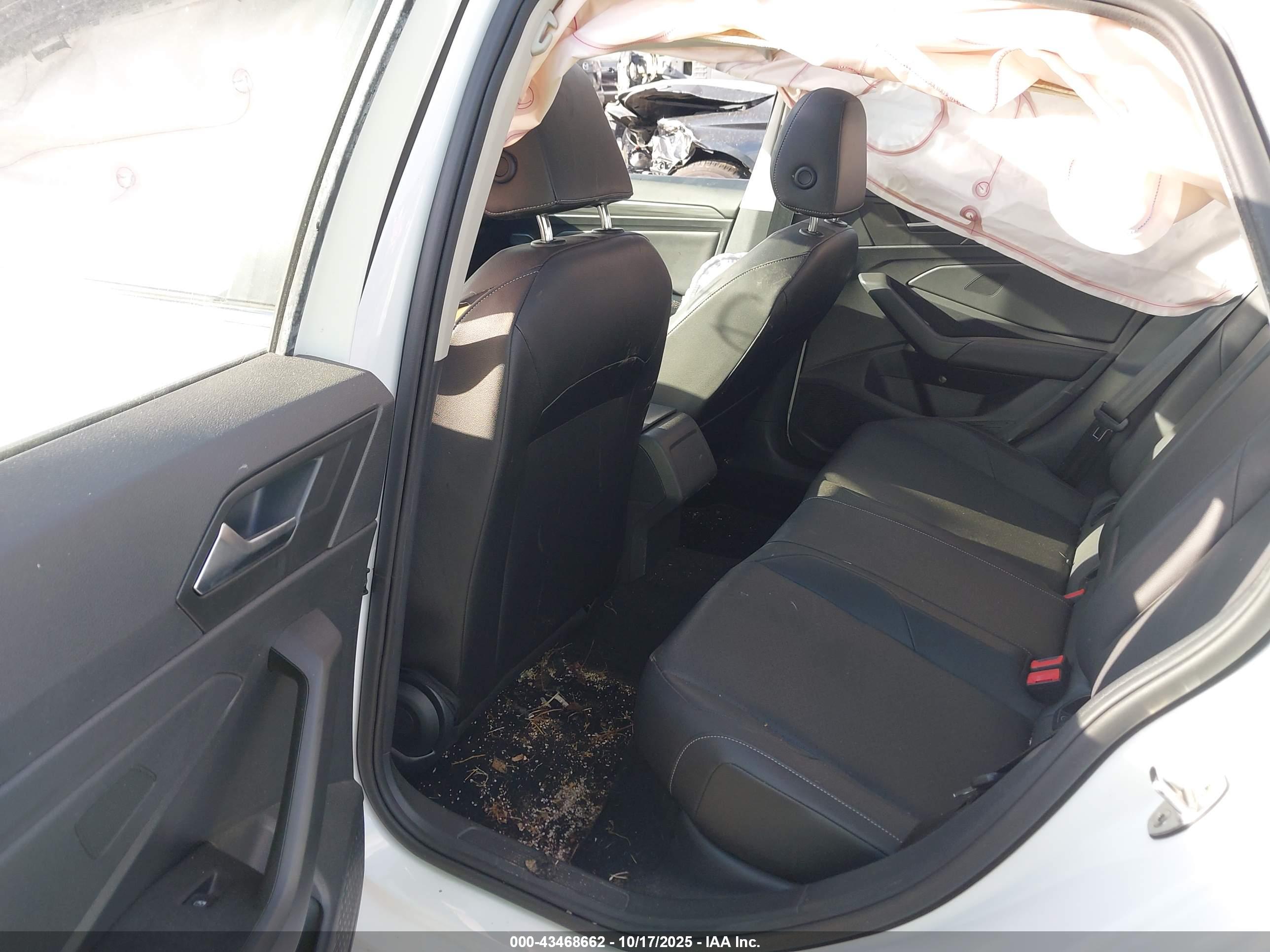 VOLKSWAGEN JETTA image 8