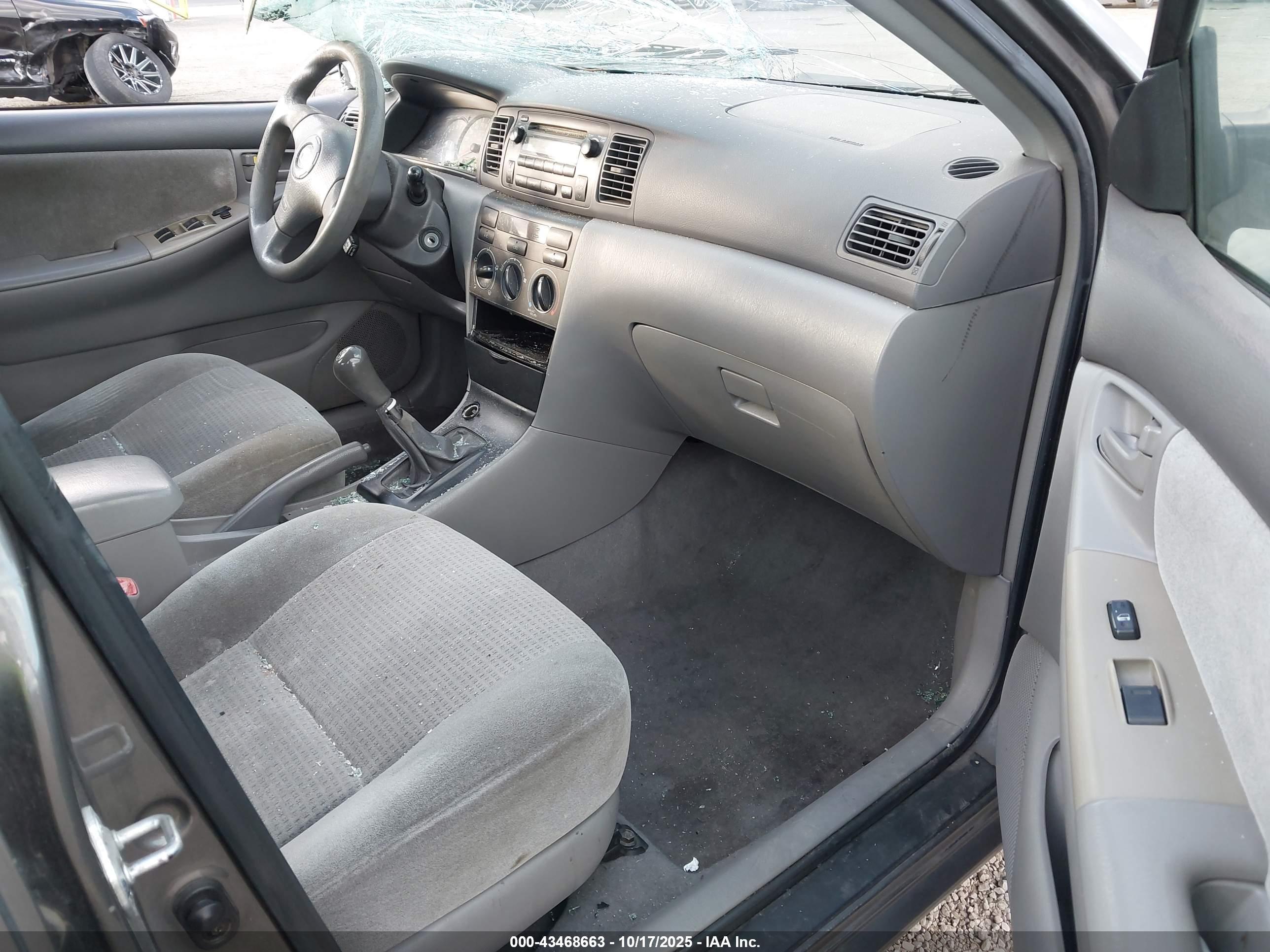 TOYOTA COROLLA image 5