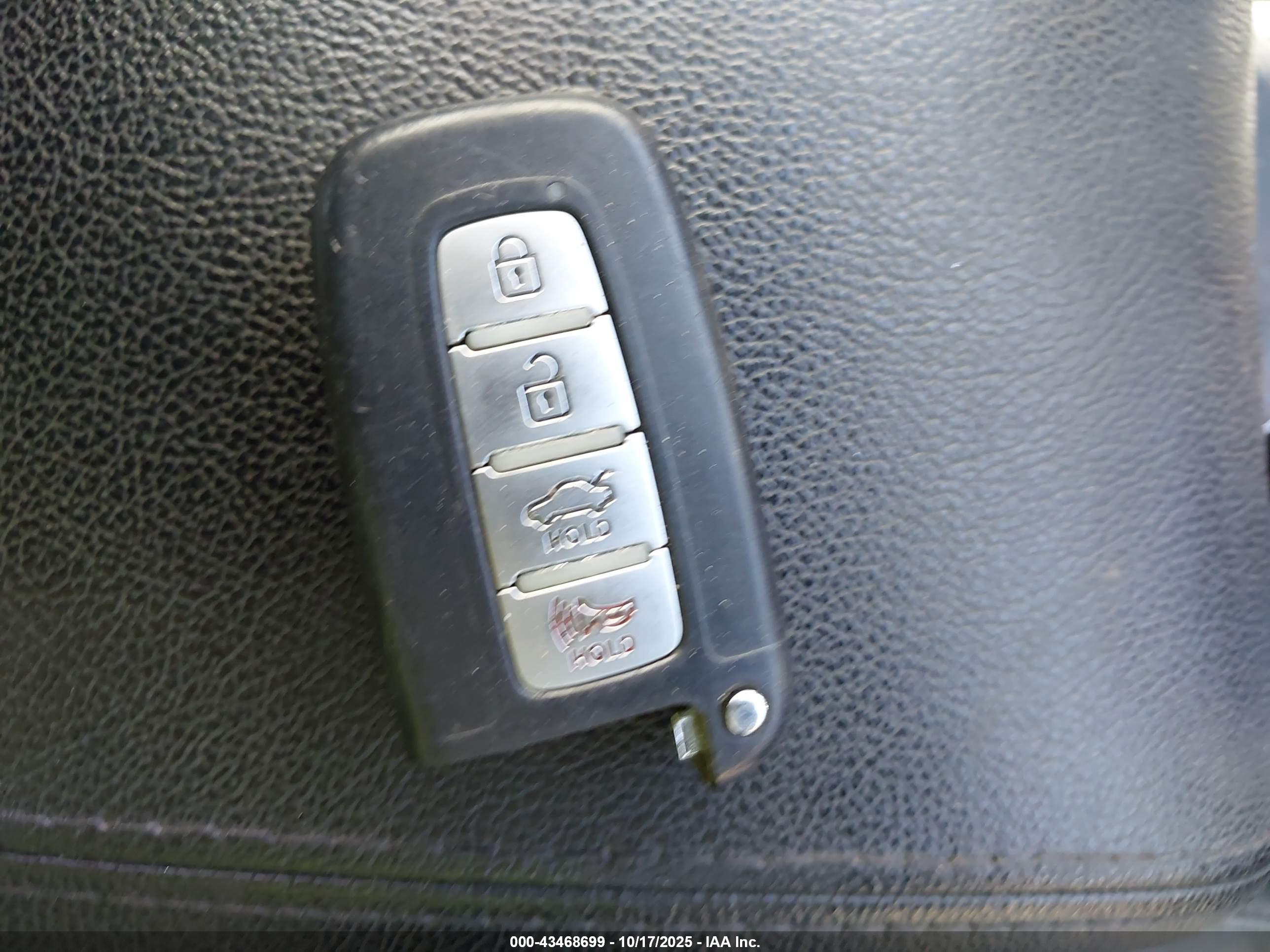 HYUNDAI SONATA image 11