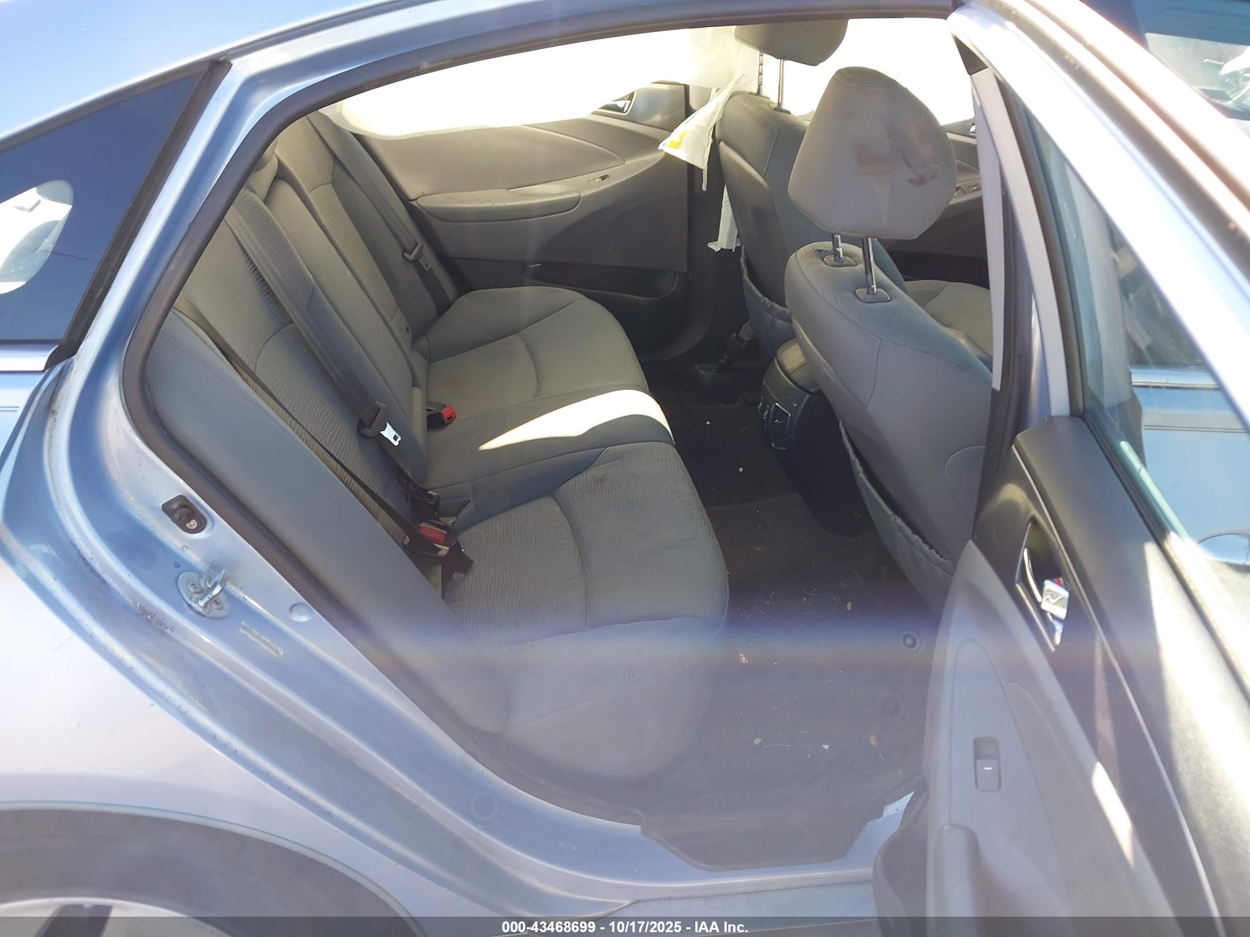 HYUNDAI SONATA image 8