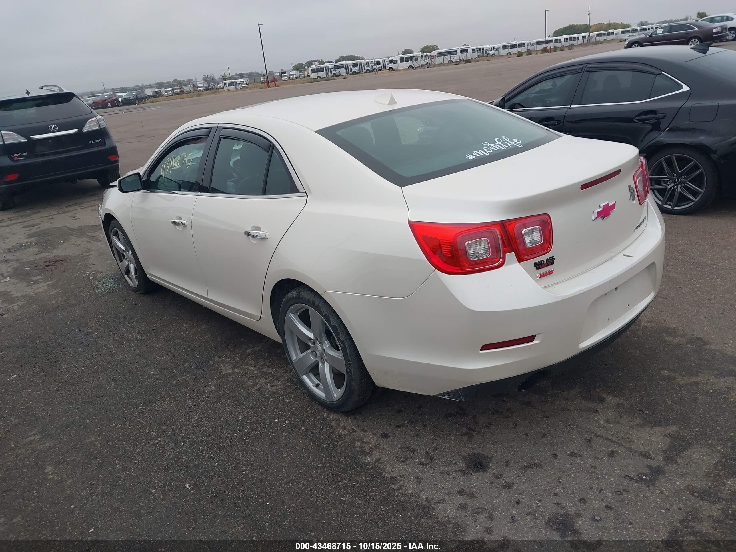 CHEVROLET MALIBU image 3