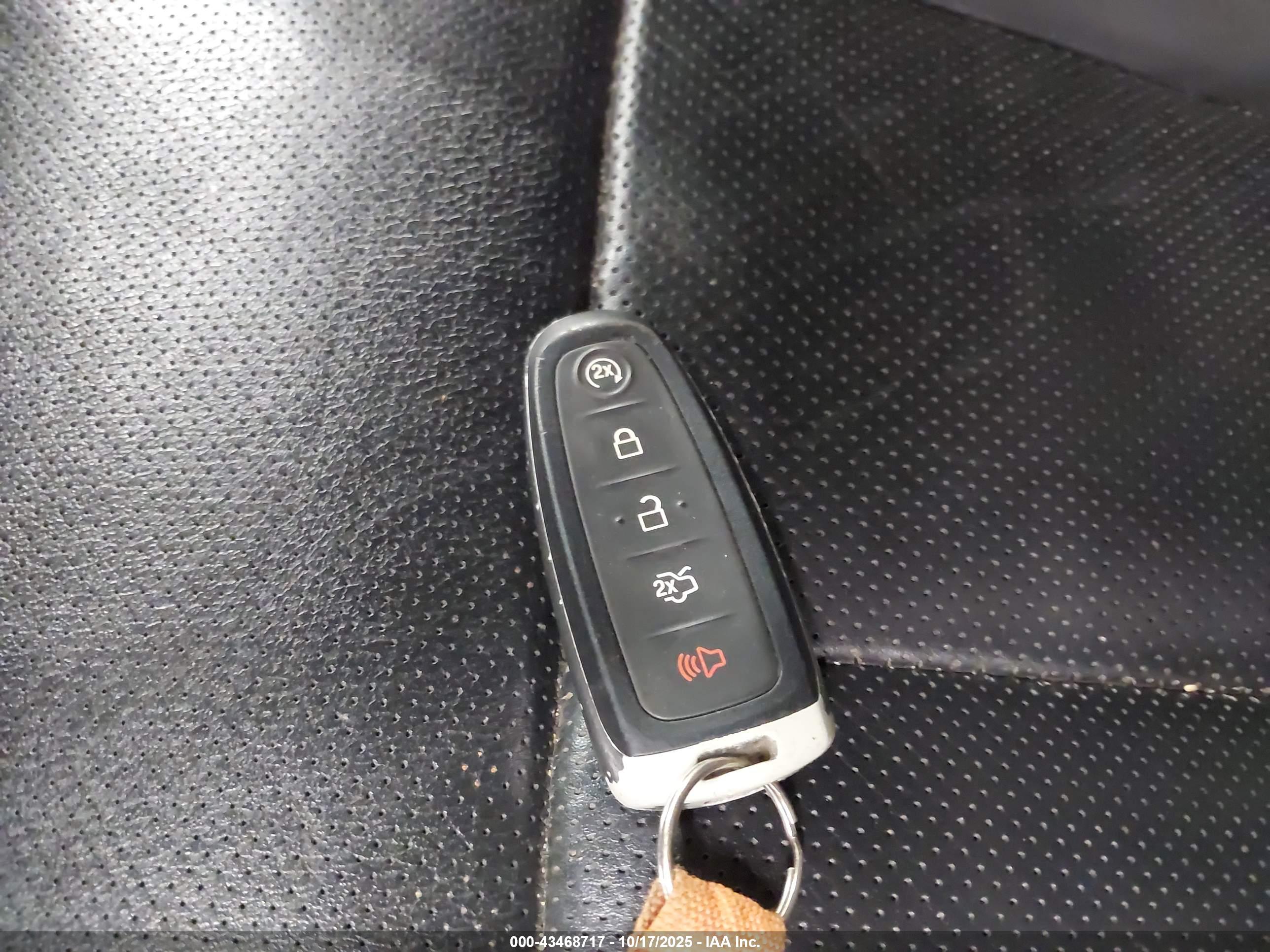 FORD EXPEDITION image 11