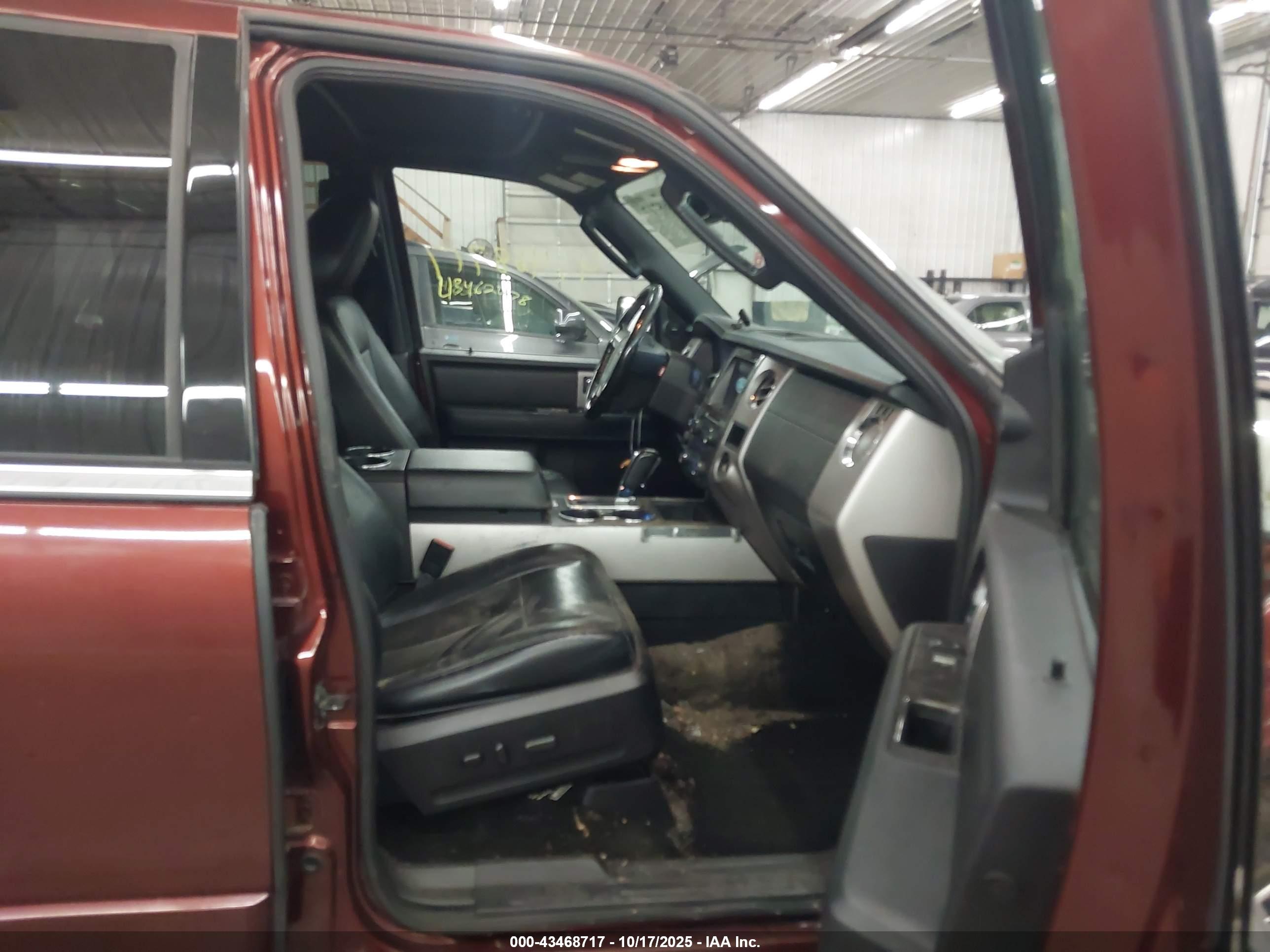 FORD EXPEDITION image 5