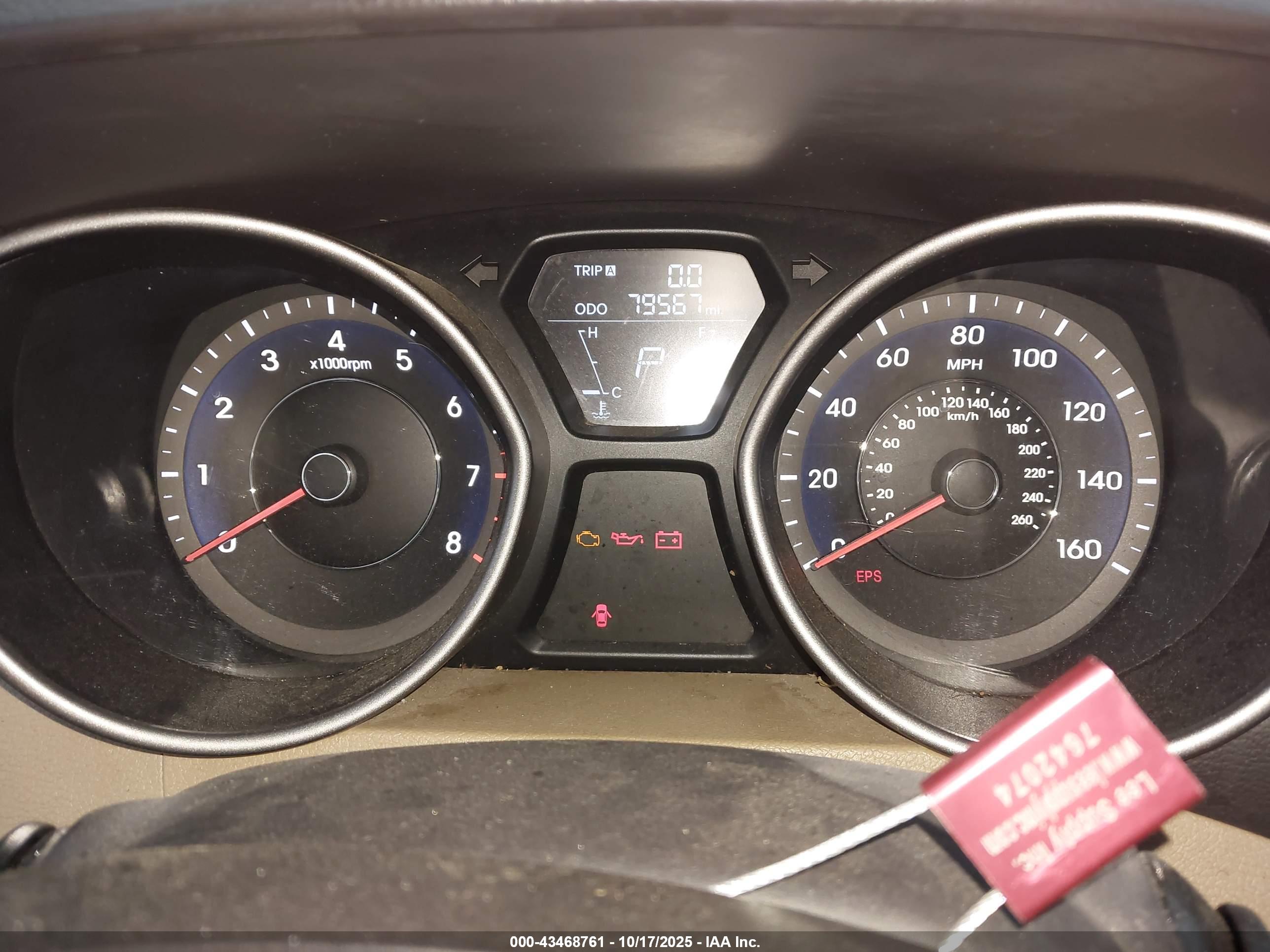HYUNDAI ELANTRA image 7