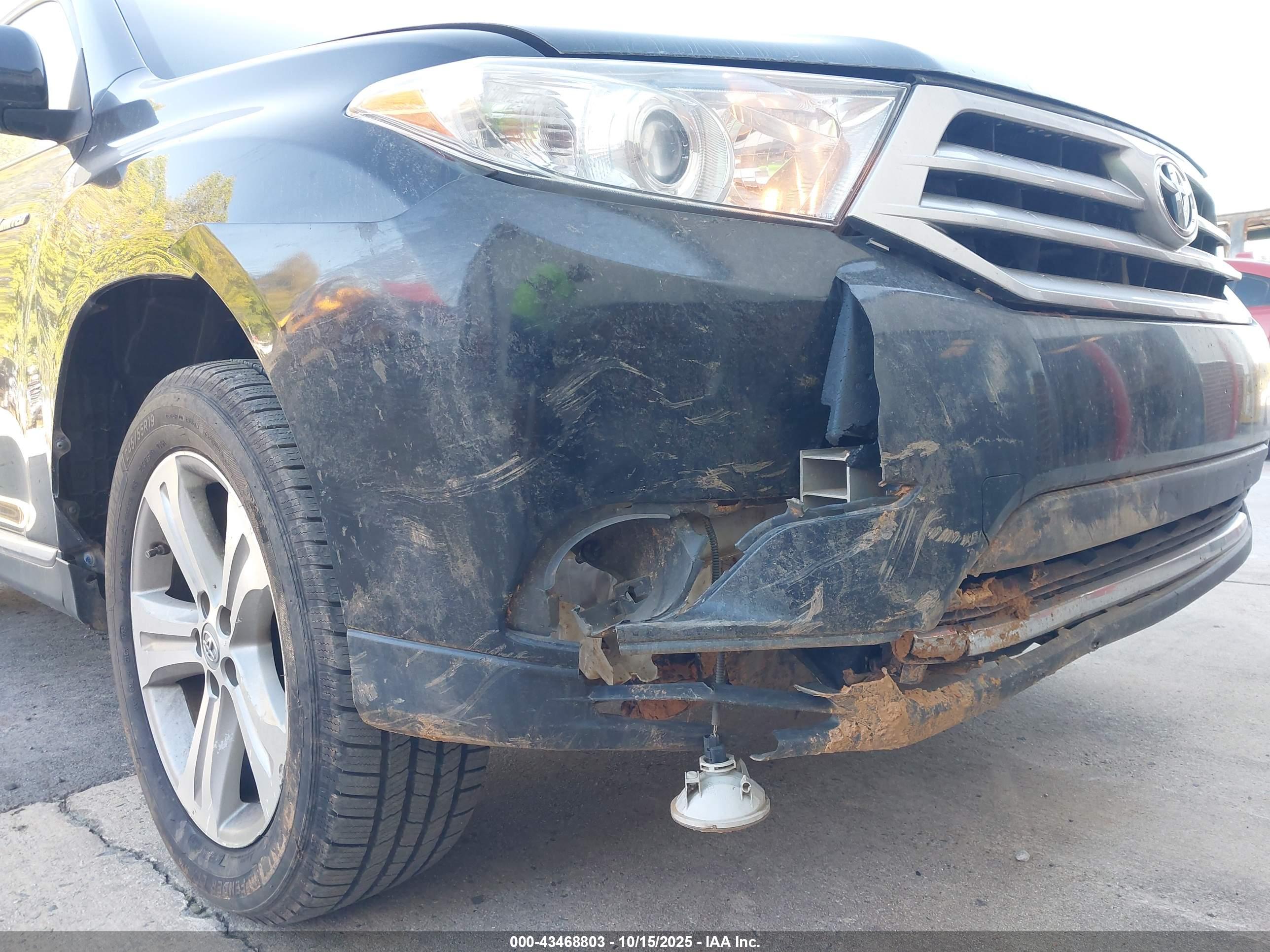 TOYOTA HIGHLANDER image 6