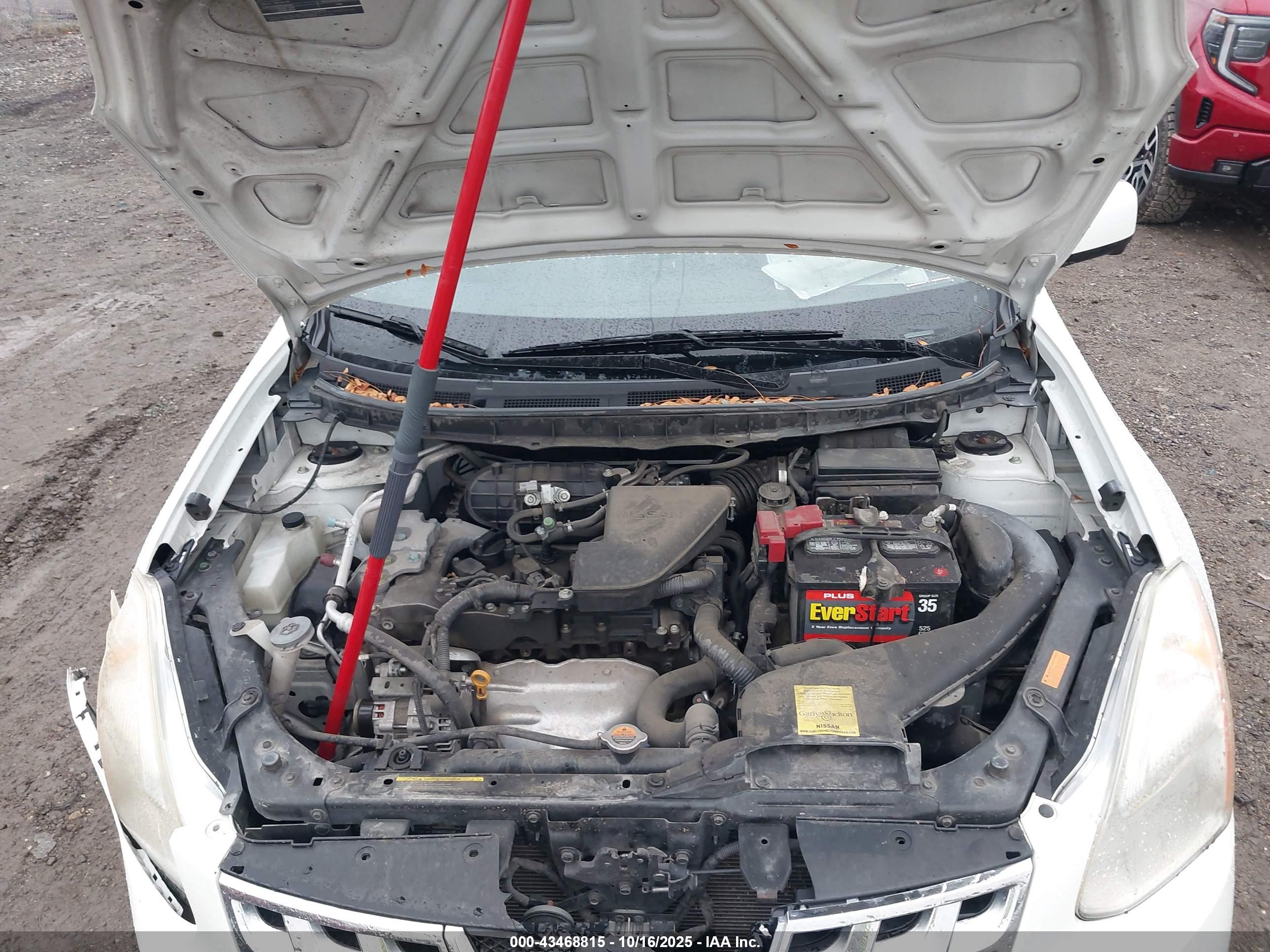 NISSAN ROGUE image 10