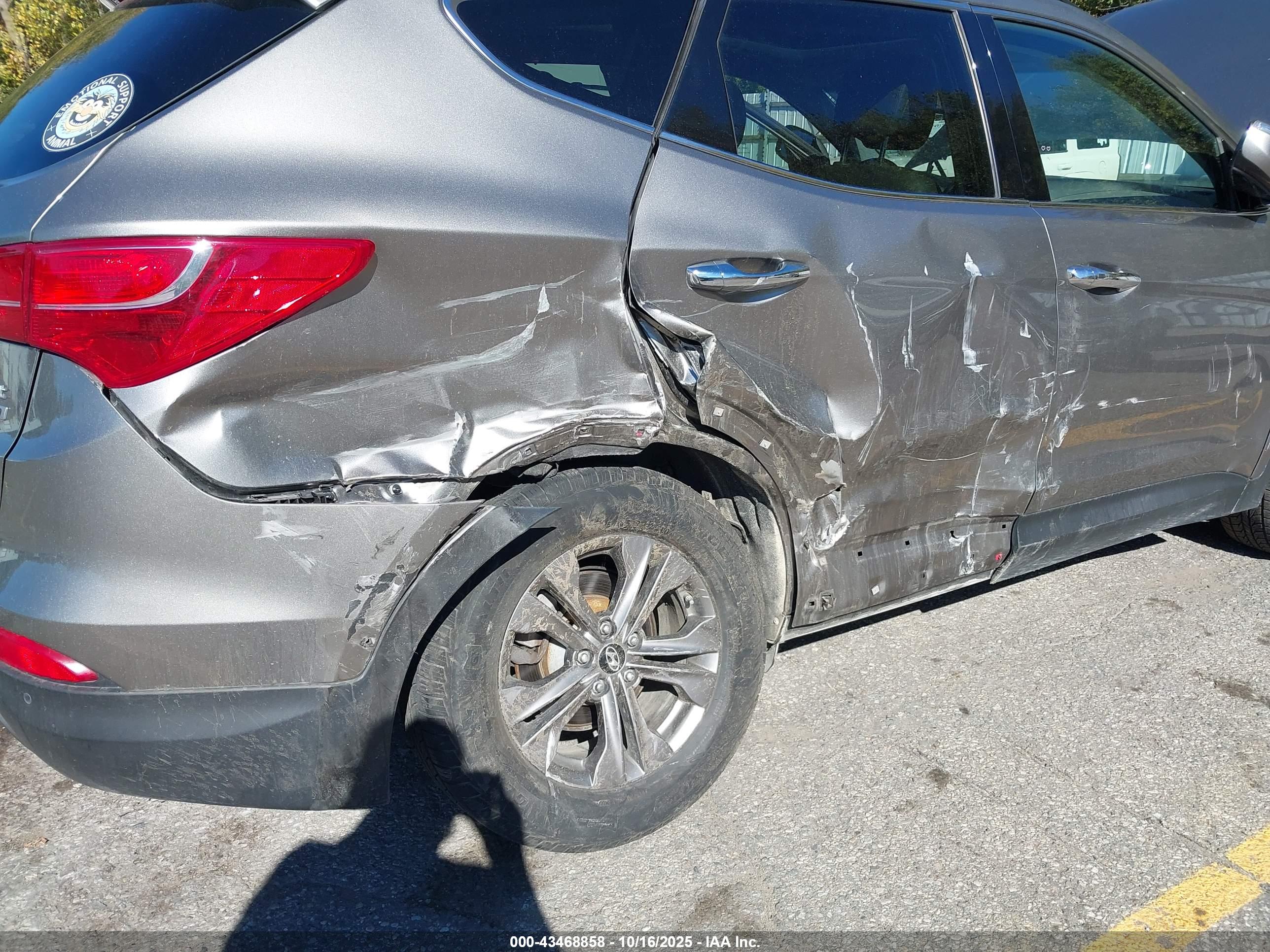HYUNDAI SANTA image 6