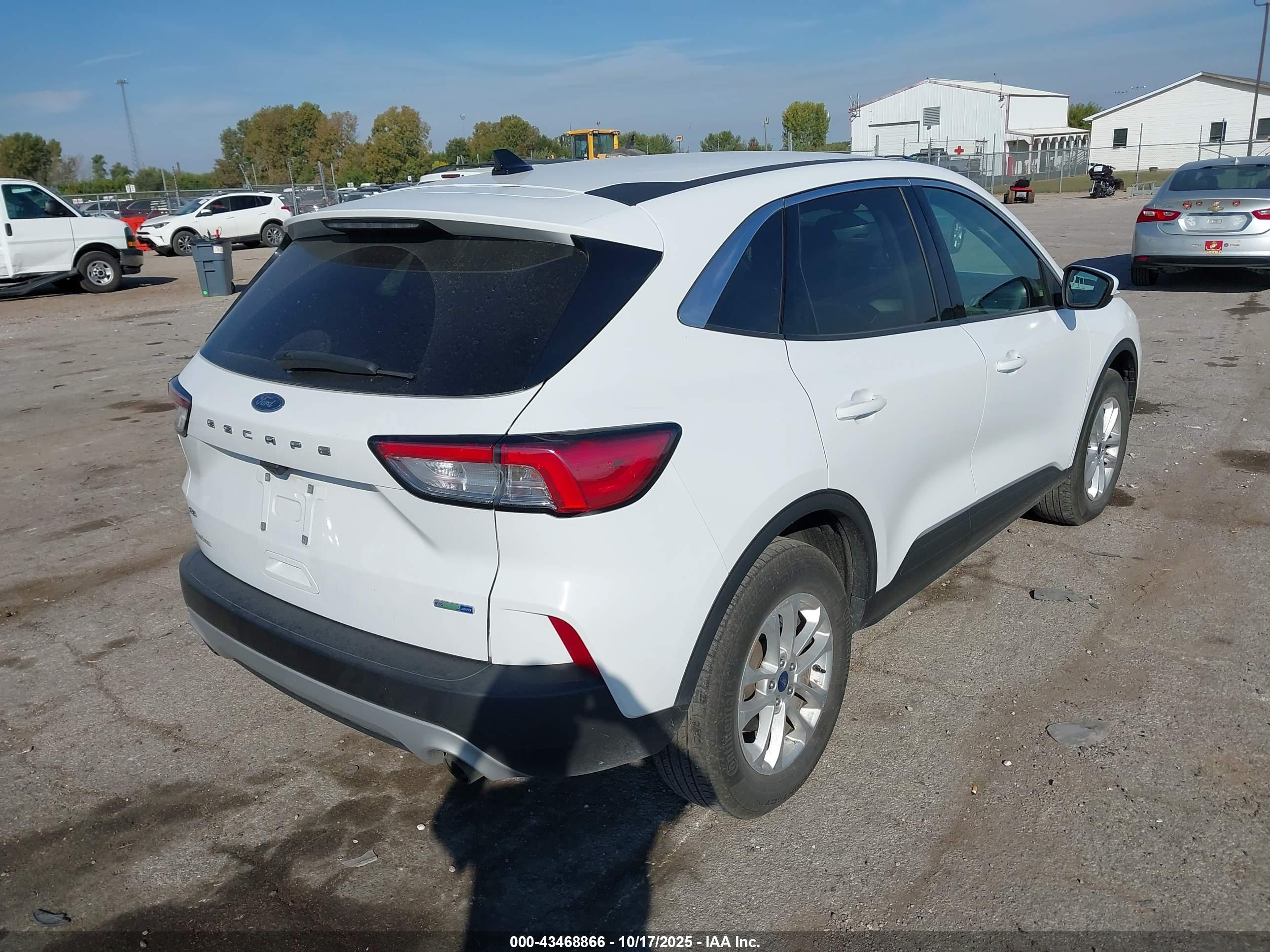 FORD ESCAPE image 4