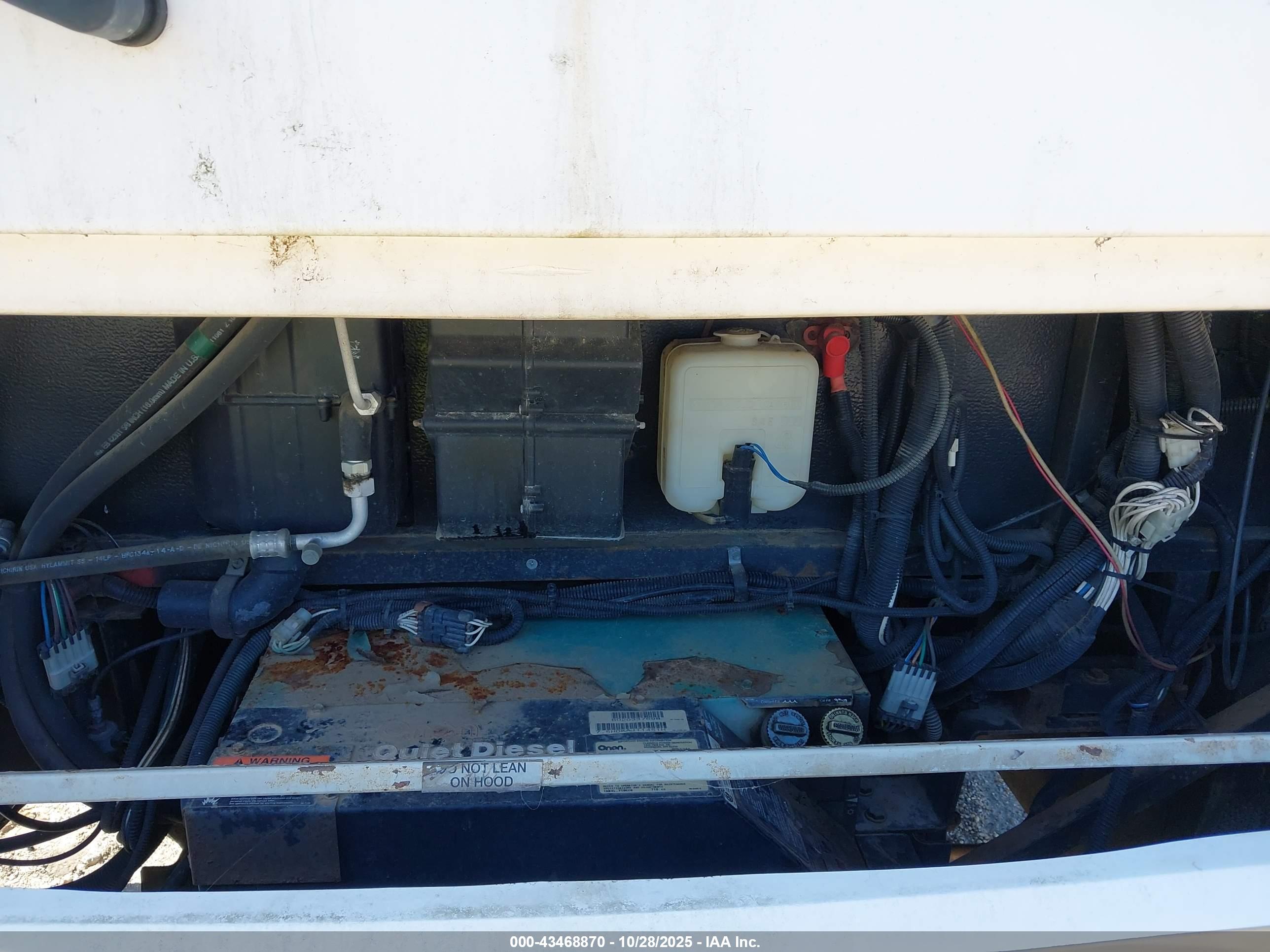 FREIGHTLINER CHASSIS image 10