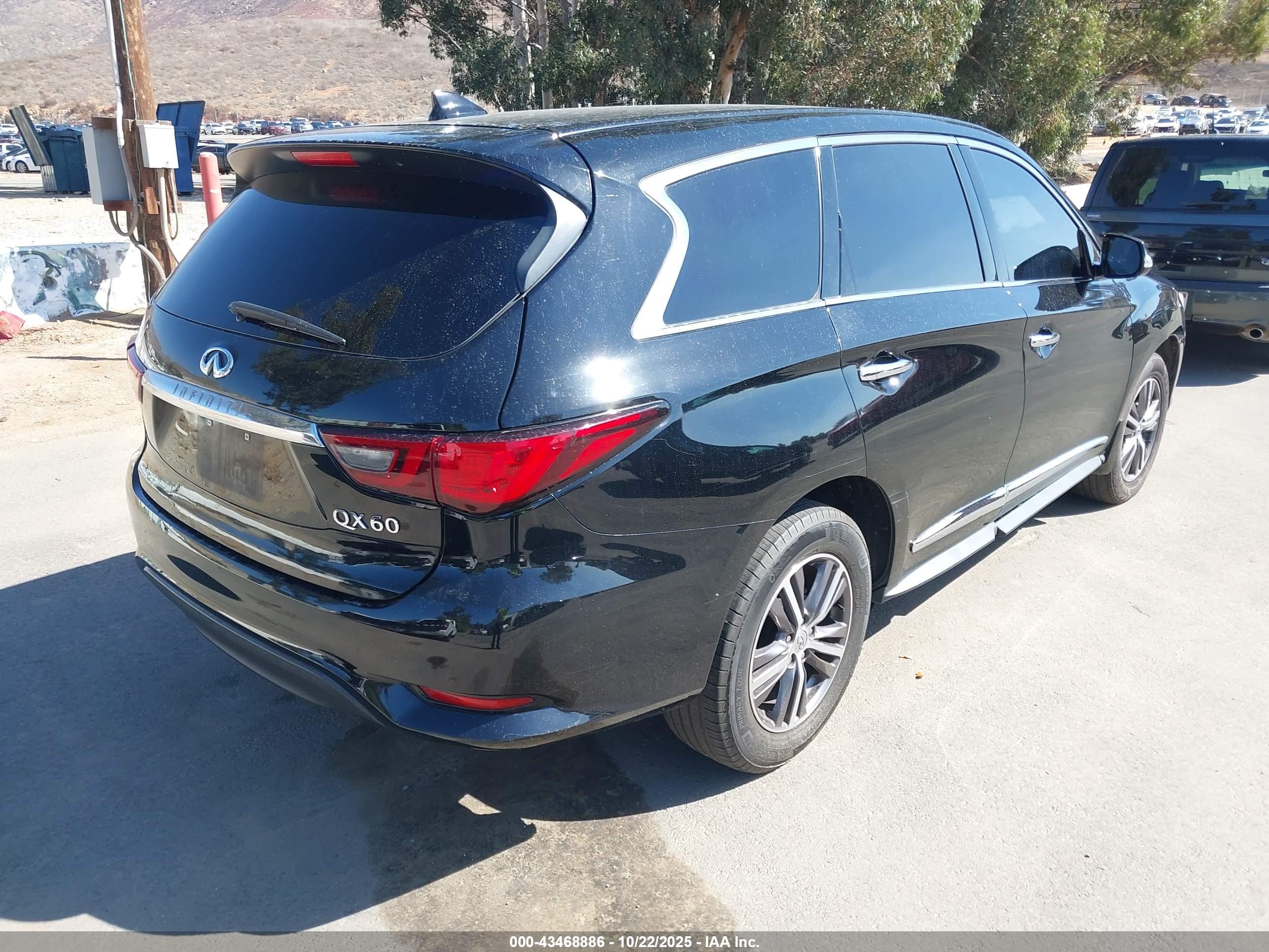 INFINITI QX60 image 4