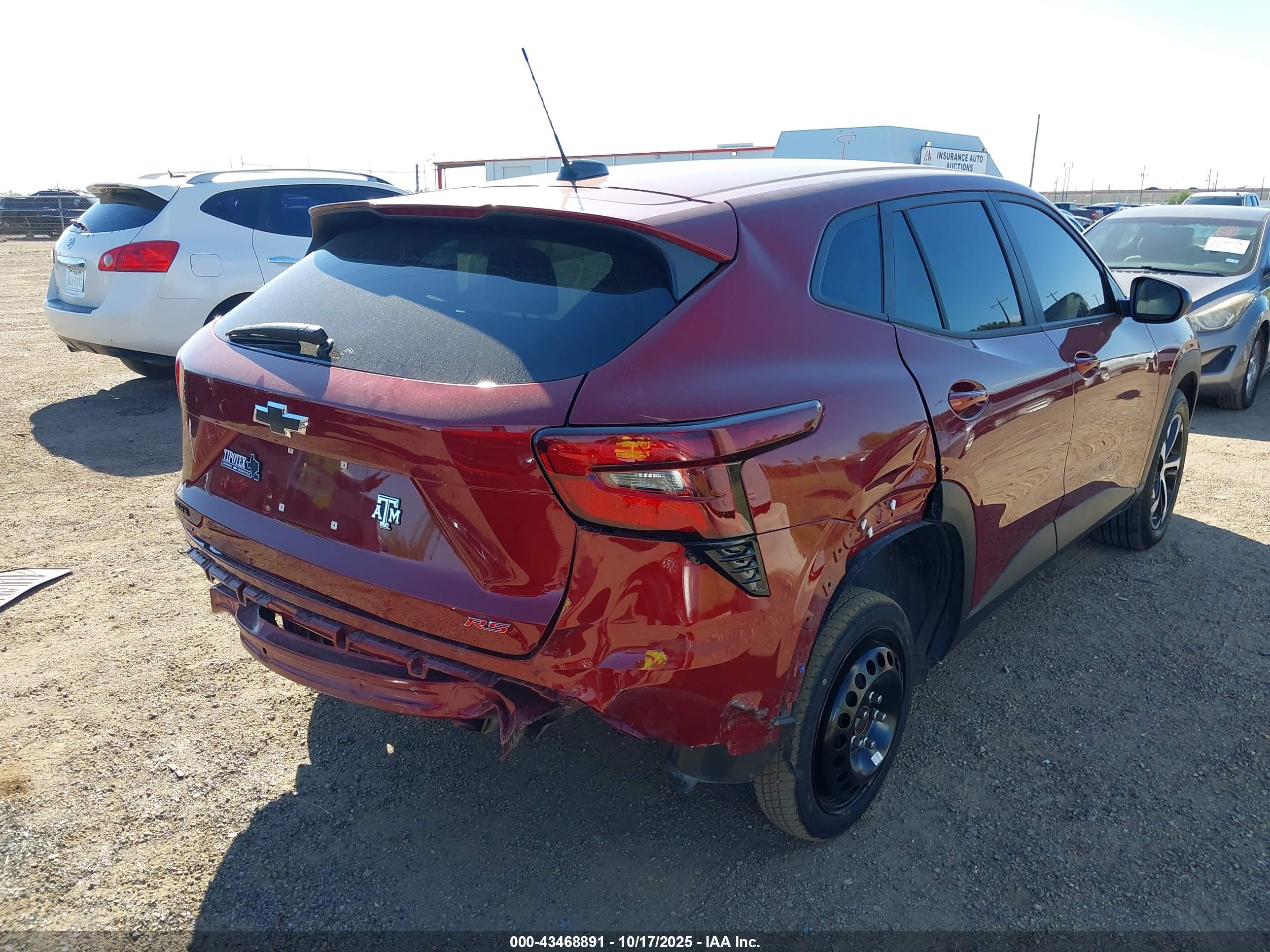 CHEVROLET TRAX image 6