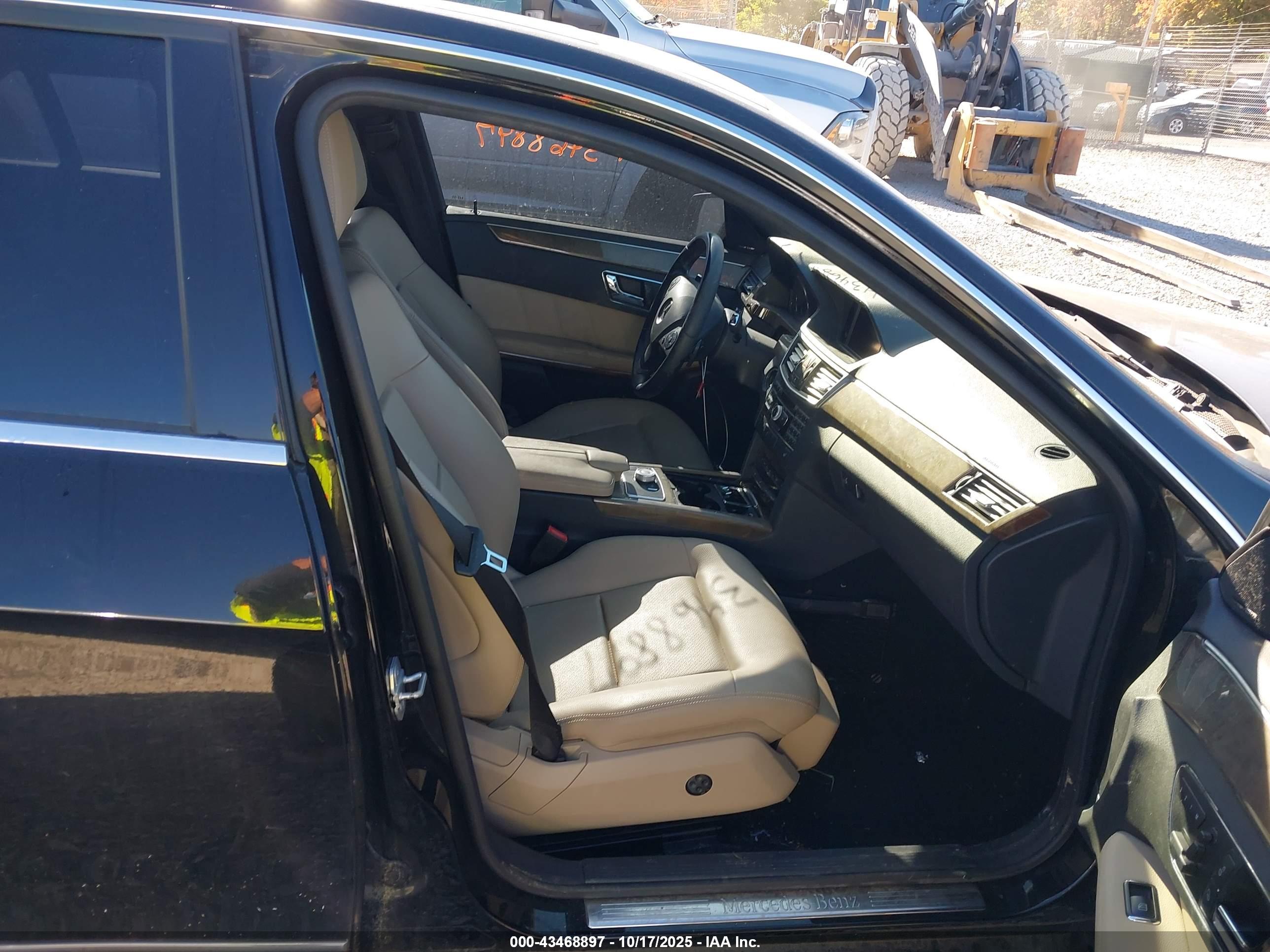 MERCEDES-BENZ E image 5