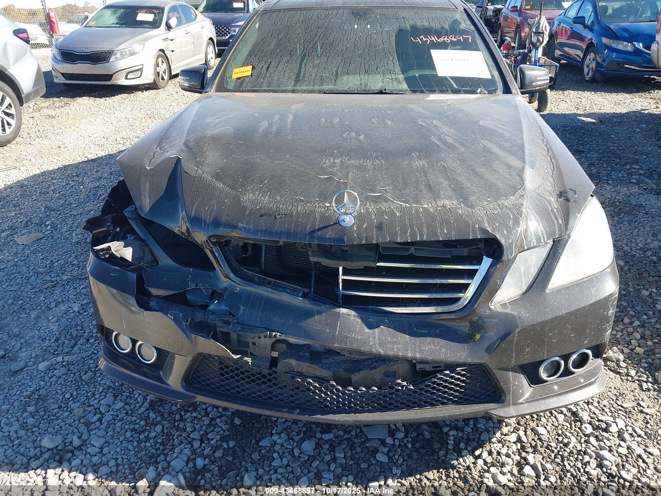 MERCEDES-BENZ E image 6