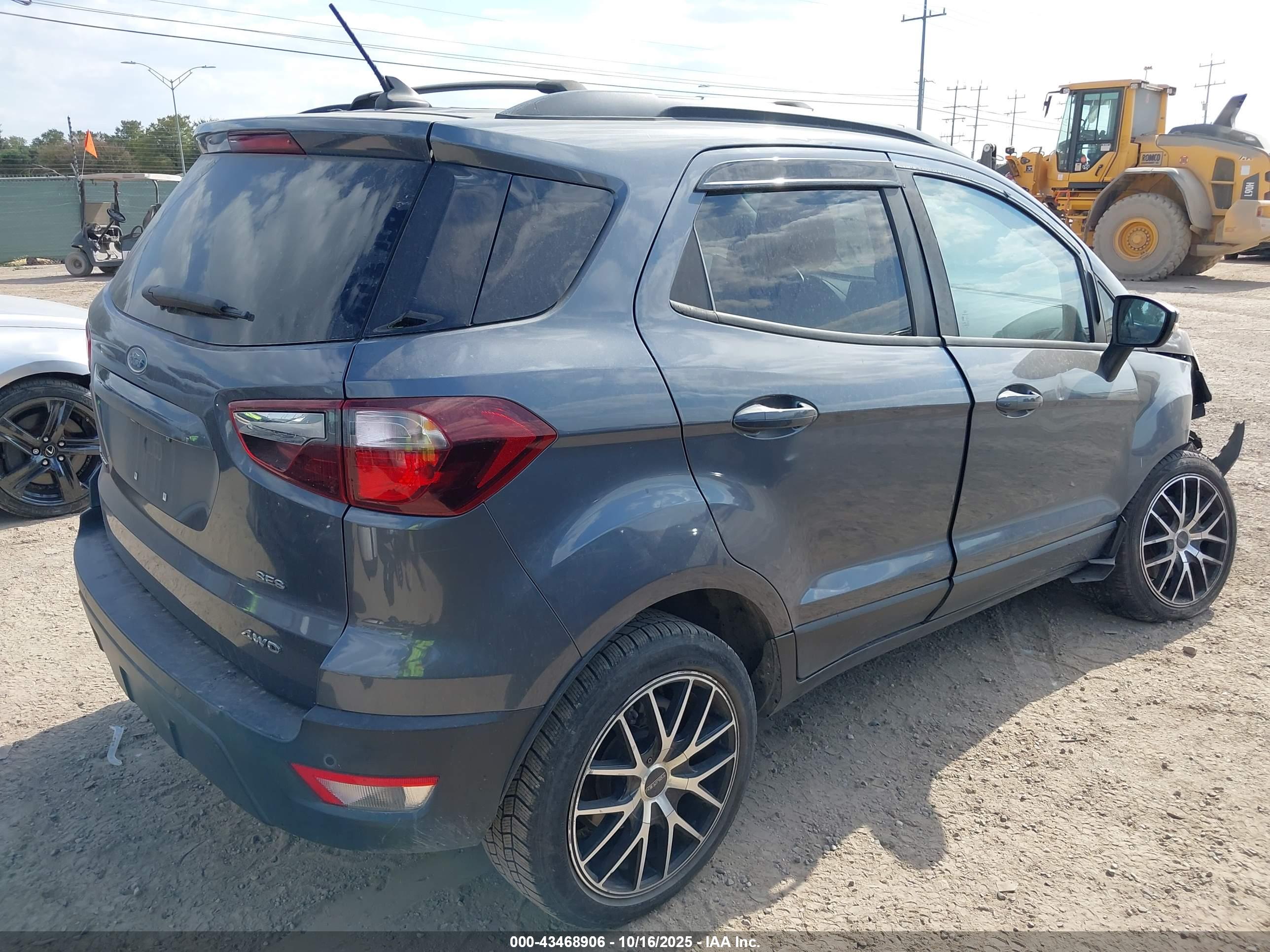 FORD ECOSPORT image 4