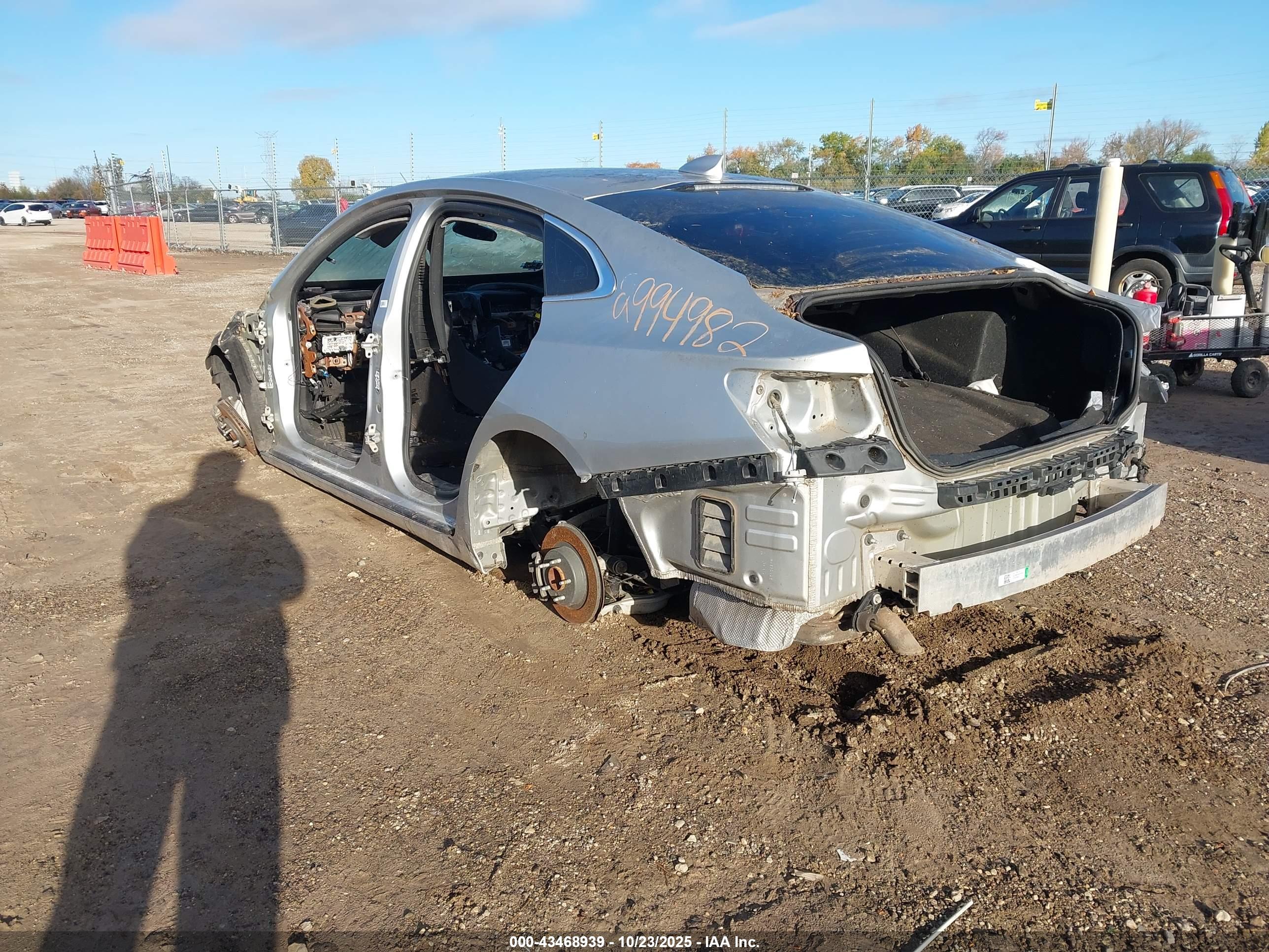 CHEVROLET MALIBU image 3