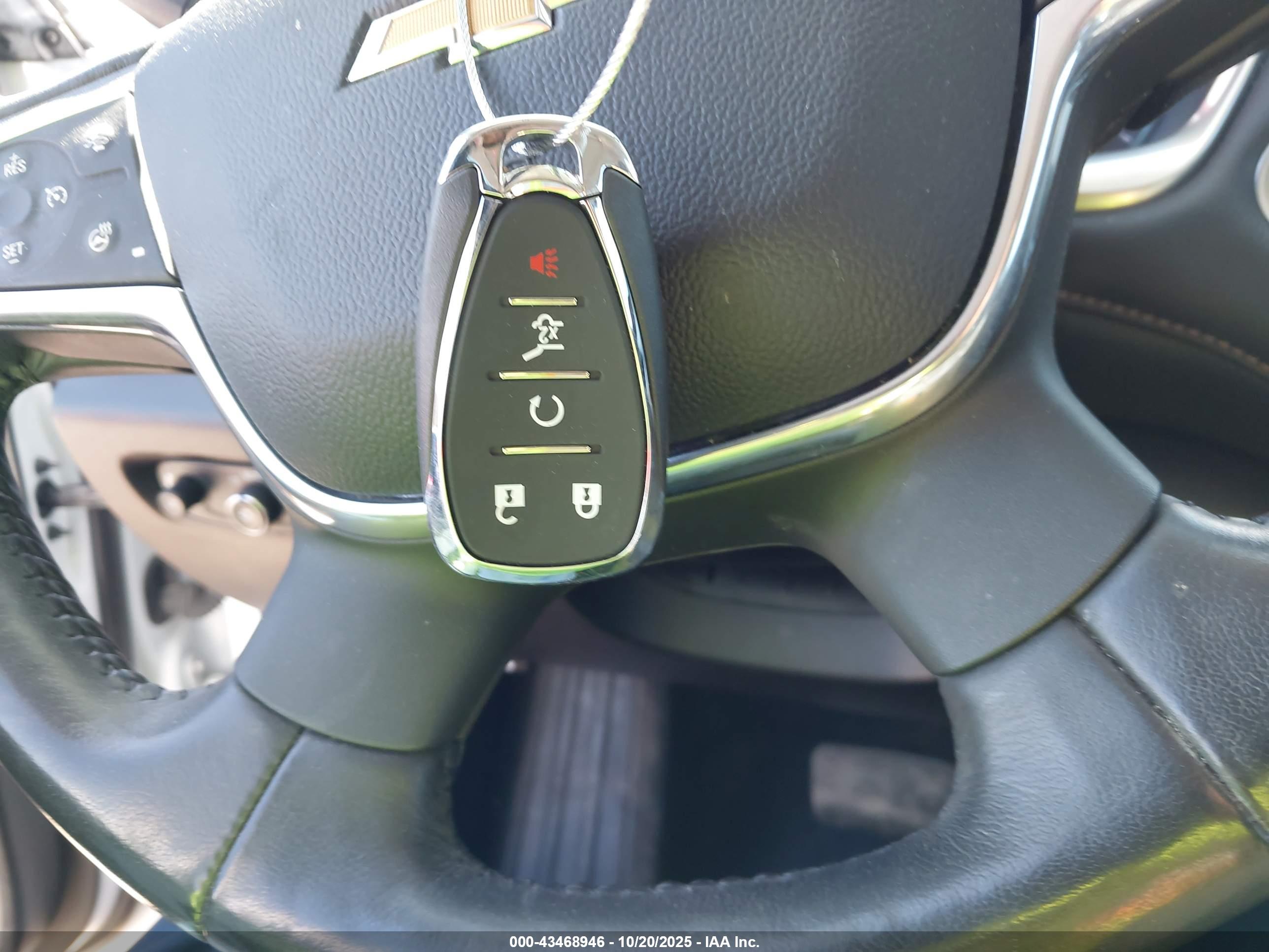 CHEVROLET TRAVERSE image 11