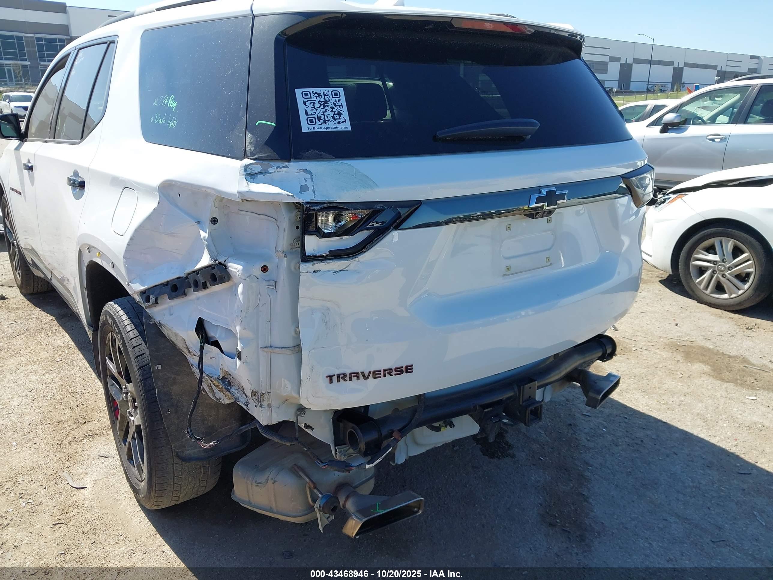 CHEVROLET TRAVERSE image 6