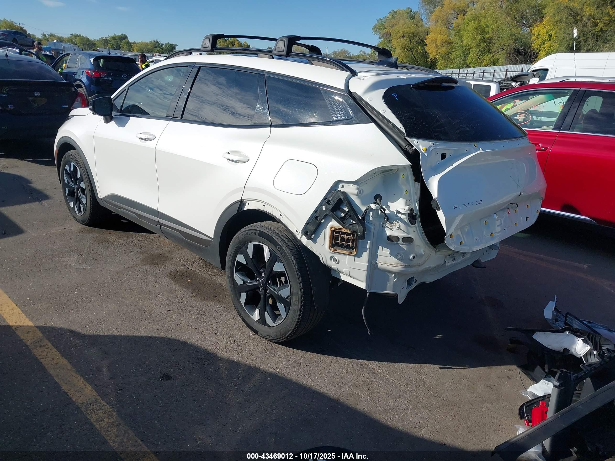 KIA SPORTAGE image 3
