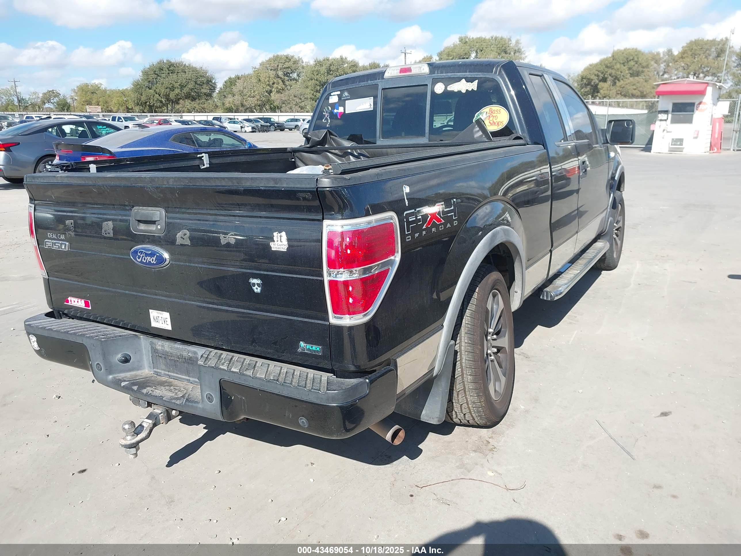 FORD F-150 image 4
