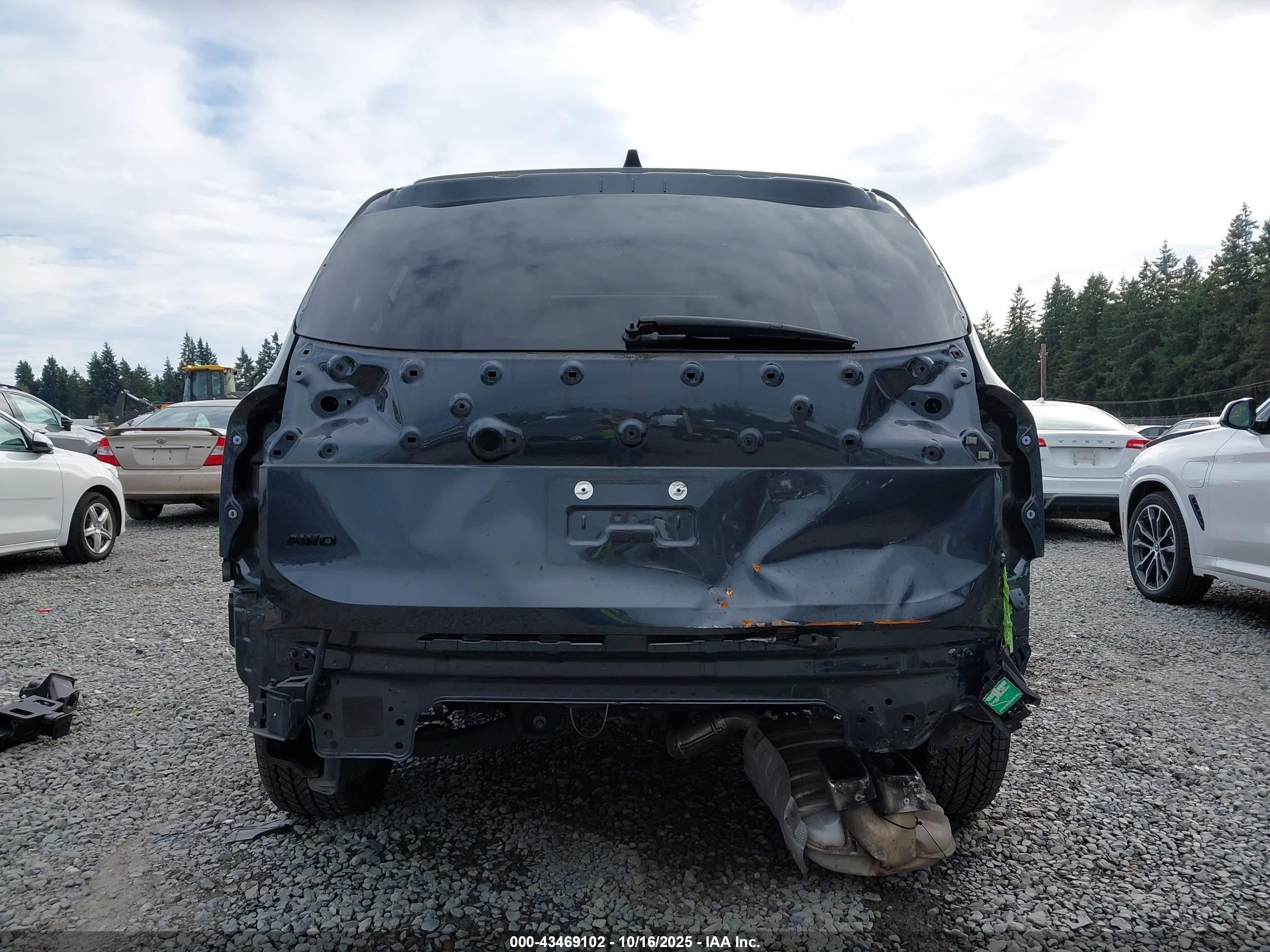 KIA TELLURIDE image 6