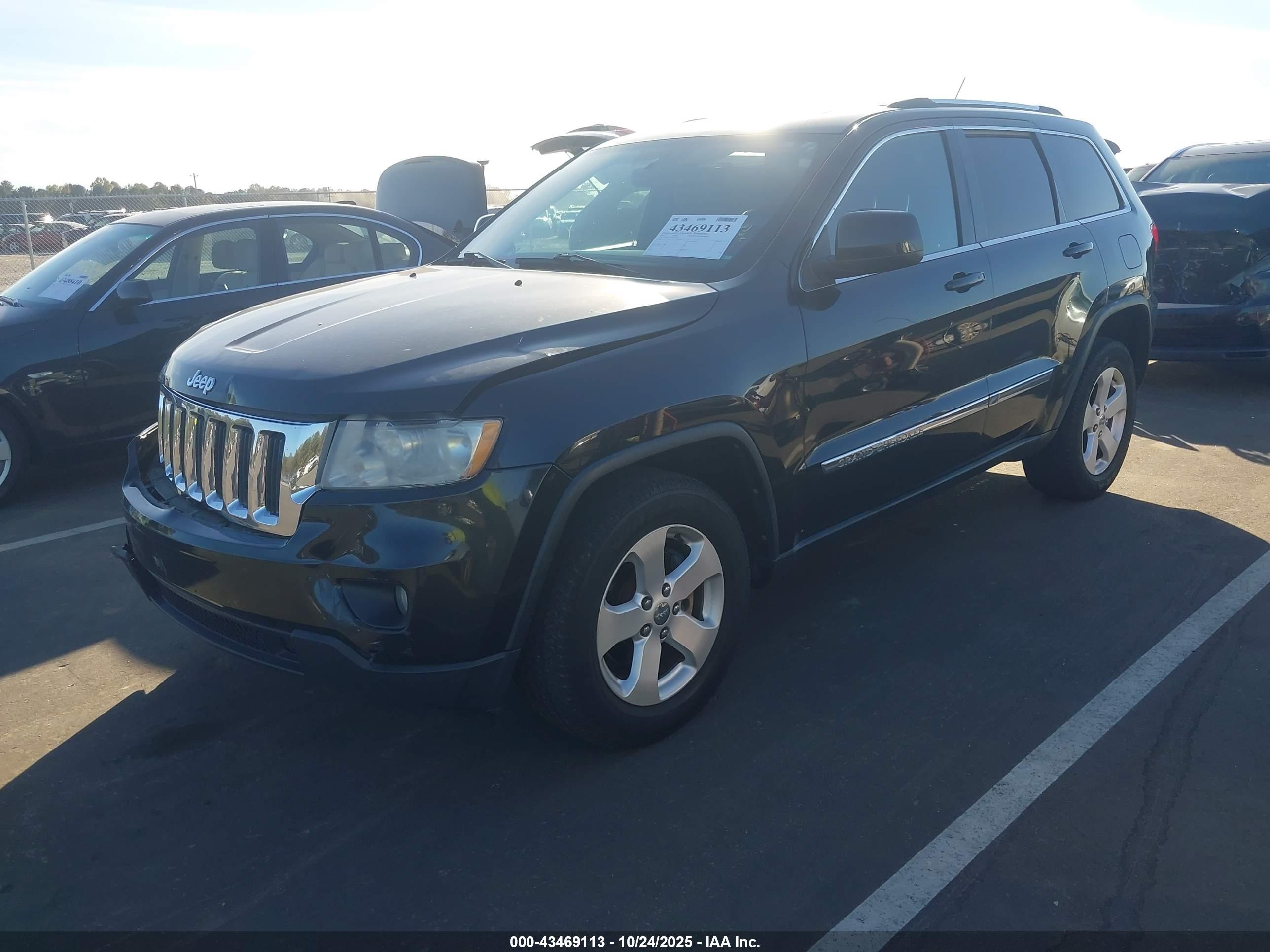 JEEP GRAND image 2