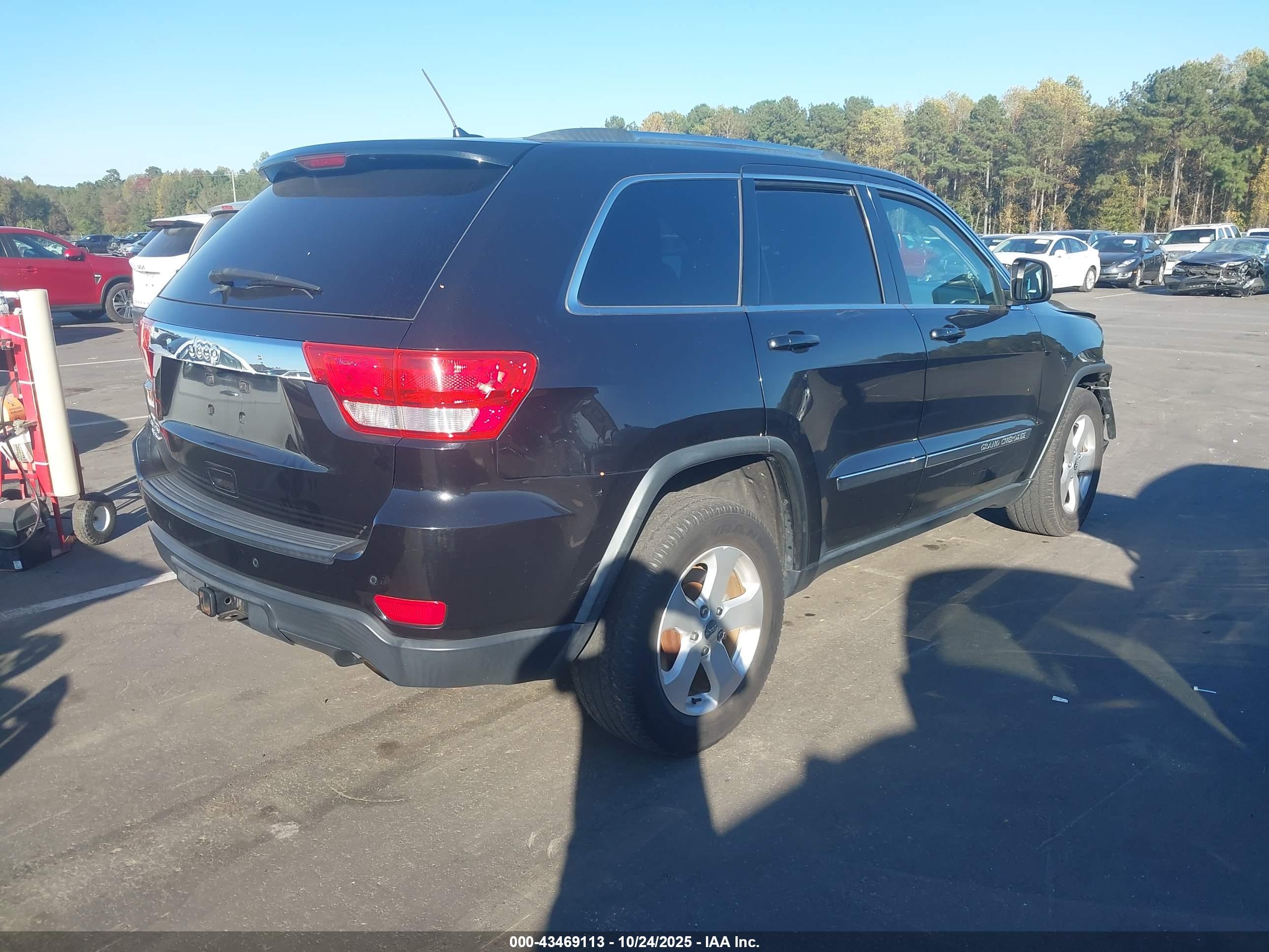 JEEP GRAND image 4