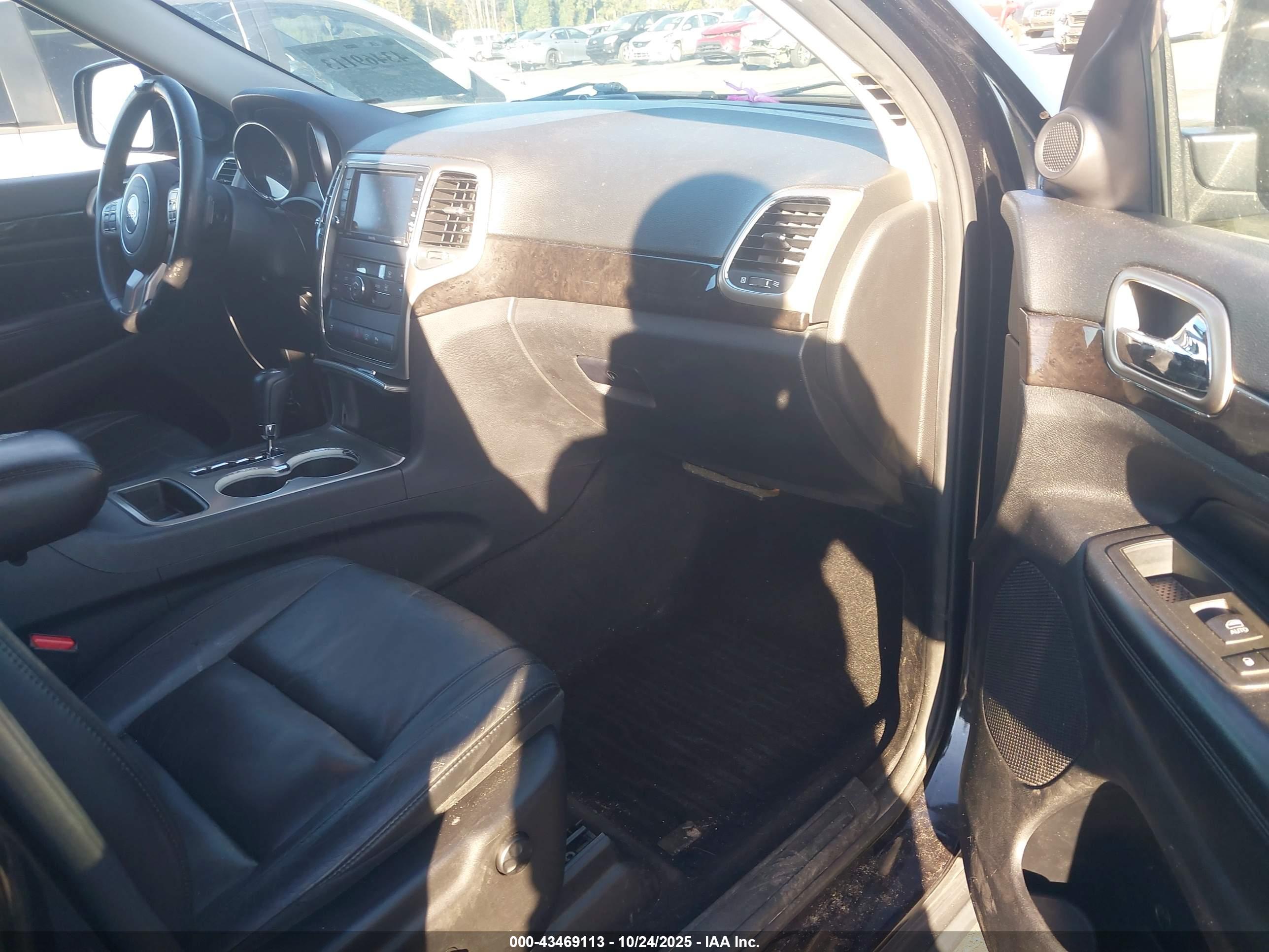 JEEP GRAND image 5