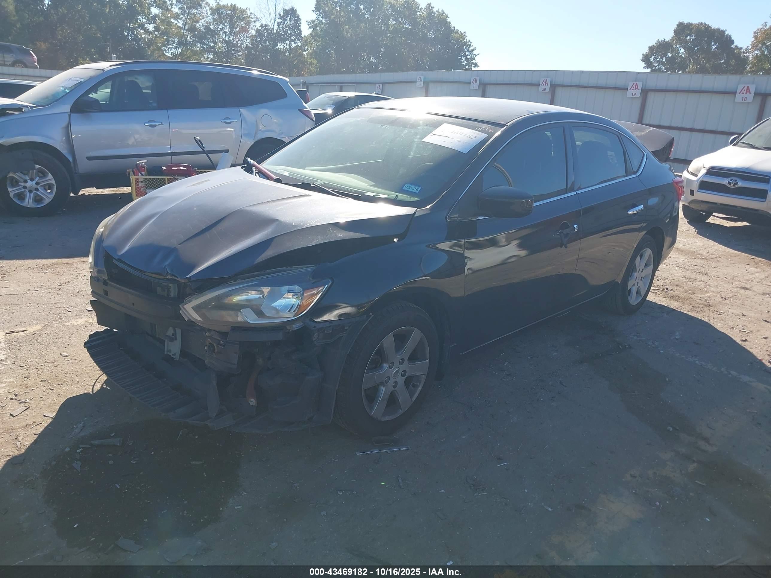 NISSAN SENTRA image 2