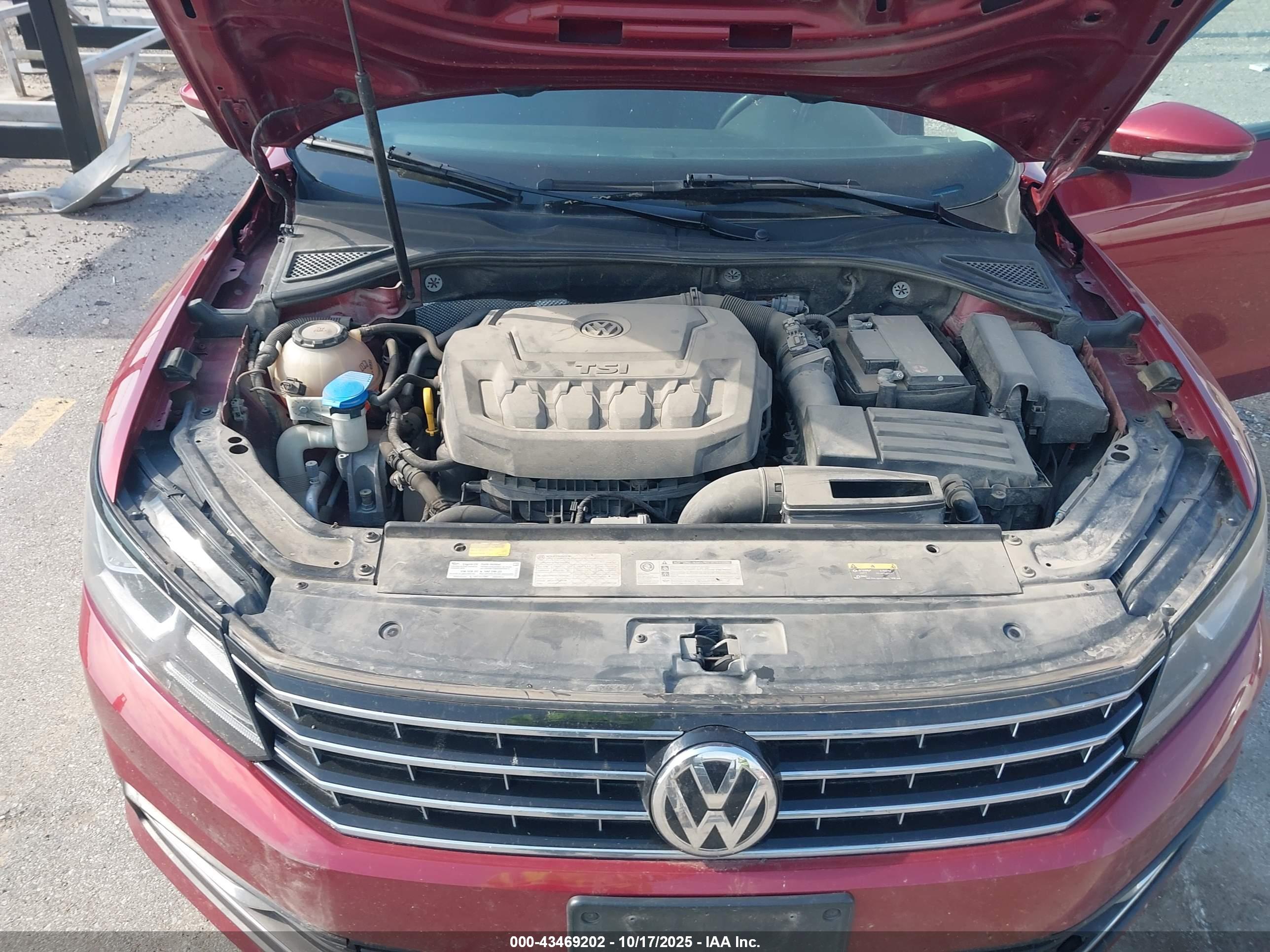 VOLKSWAGEN PASSAT image 10