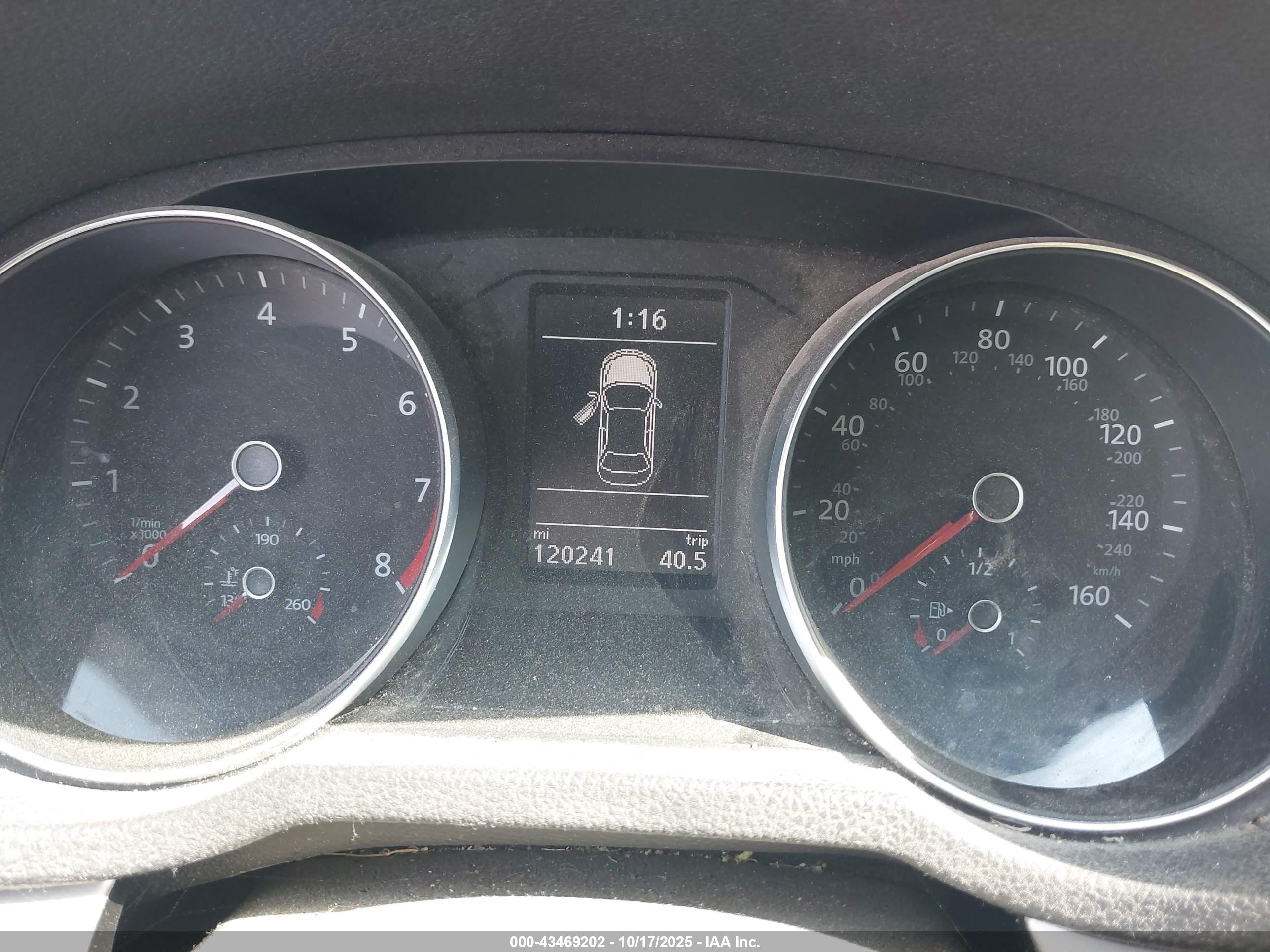 VOLKSWAGEN PASSAT image 7