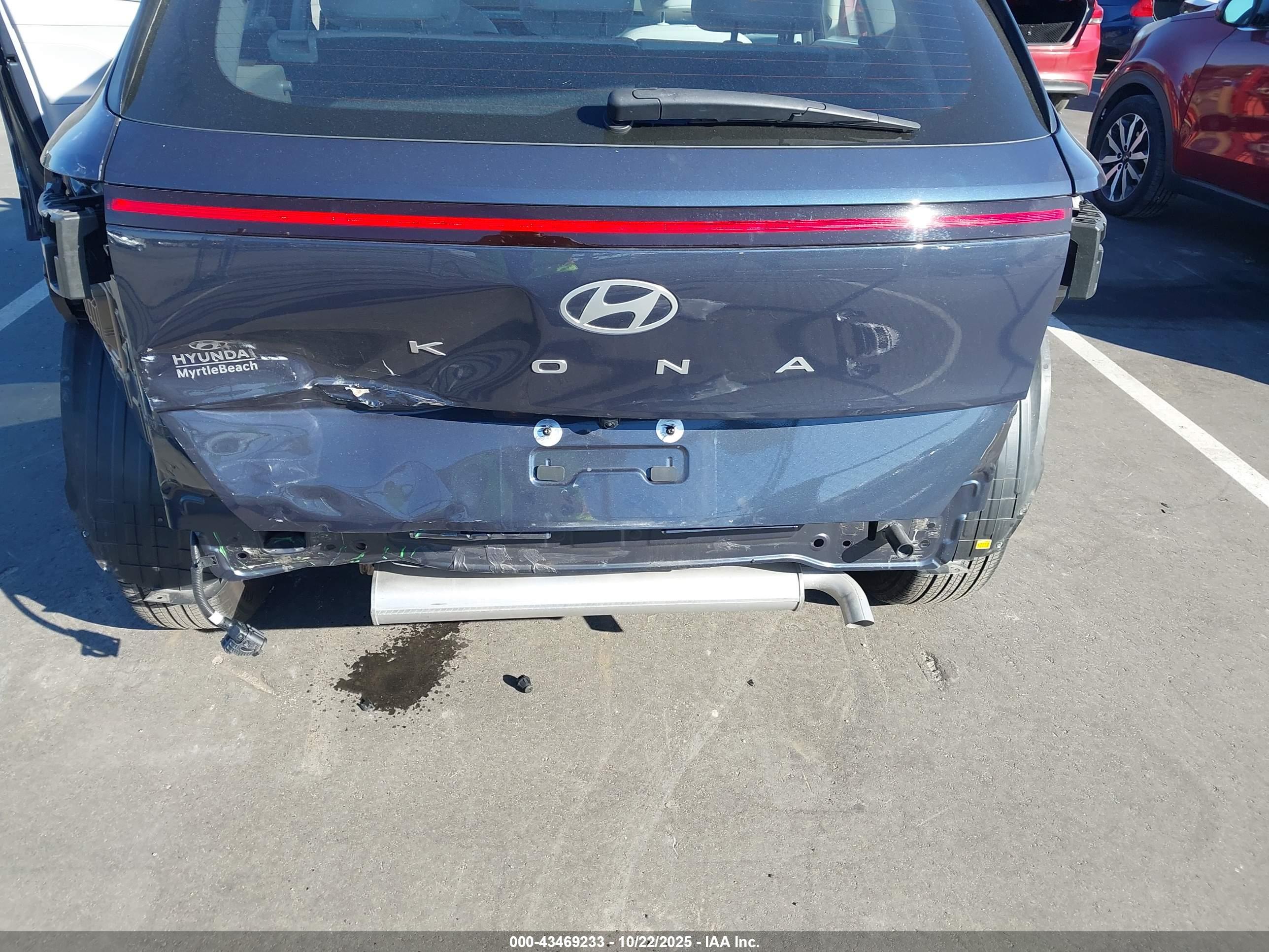 HYUNDAI KONA image 6
